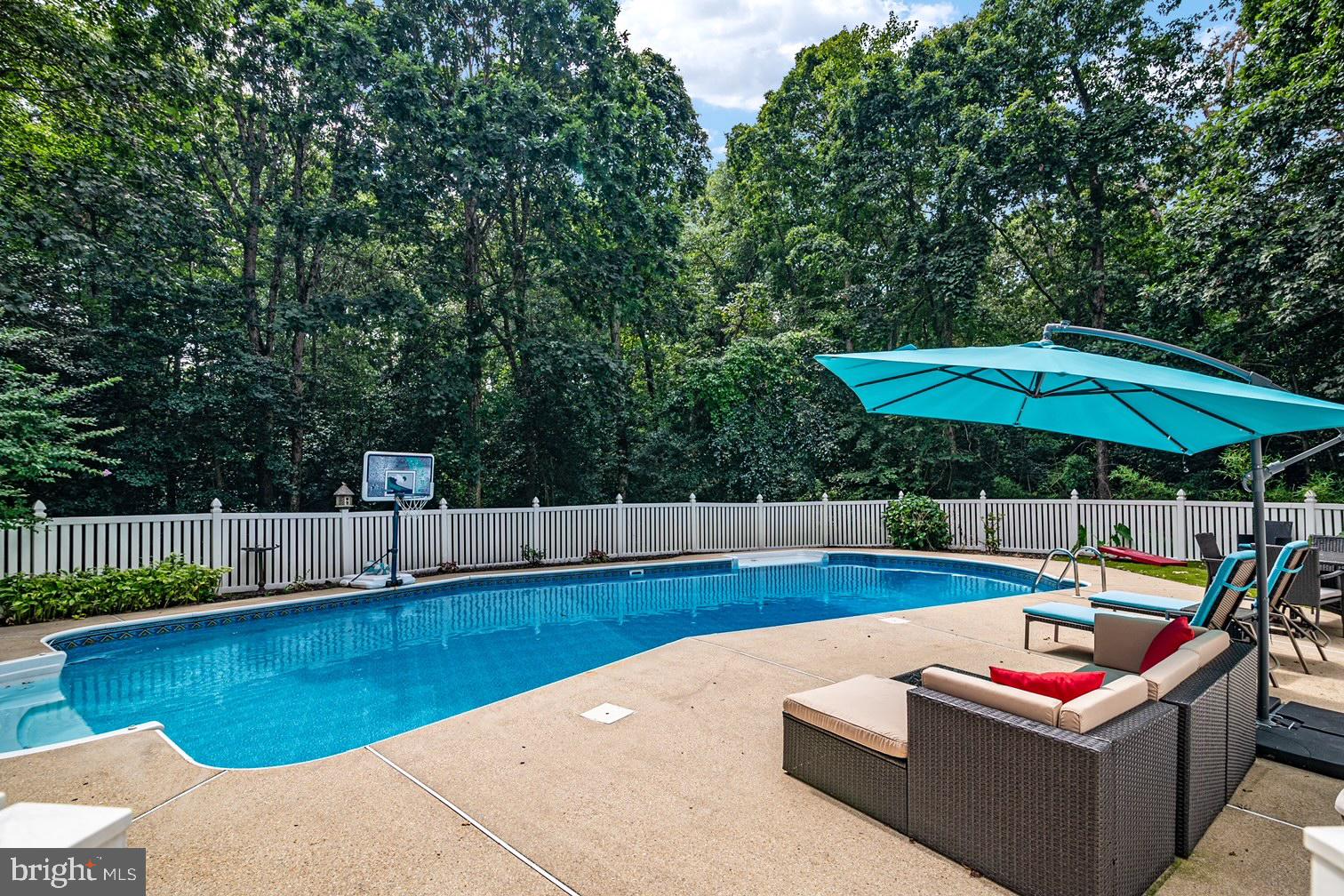 WOODBRIDGE FOREST - Residential