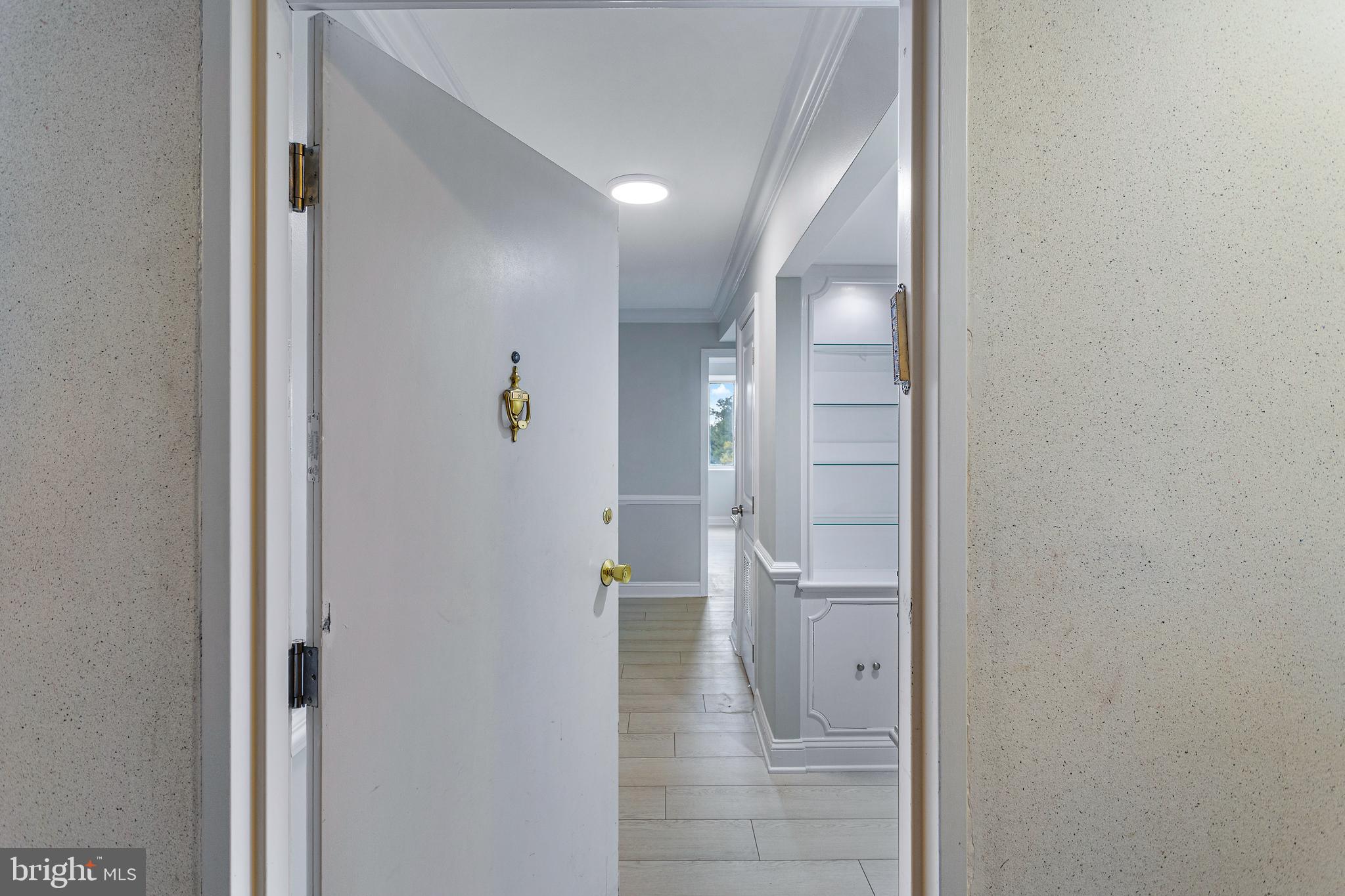 WHITEHALL - Residential