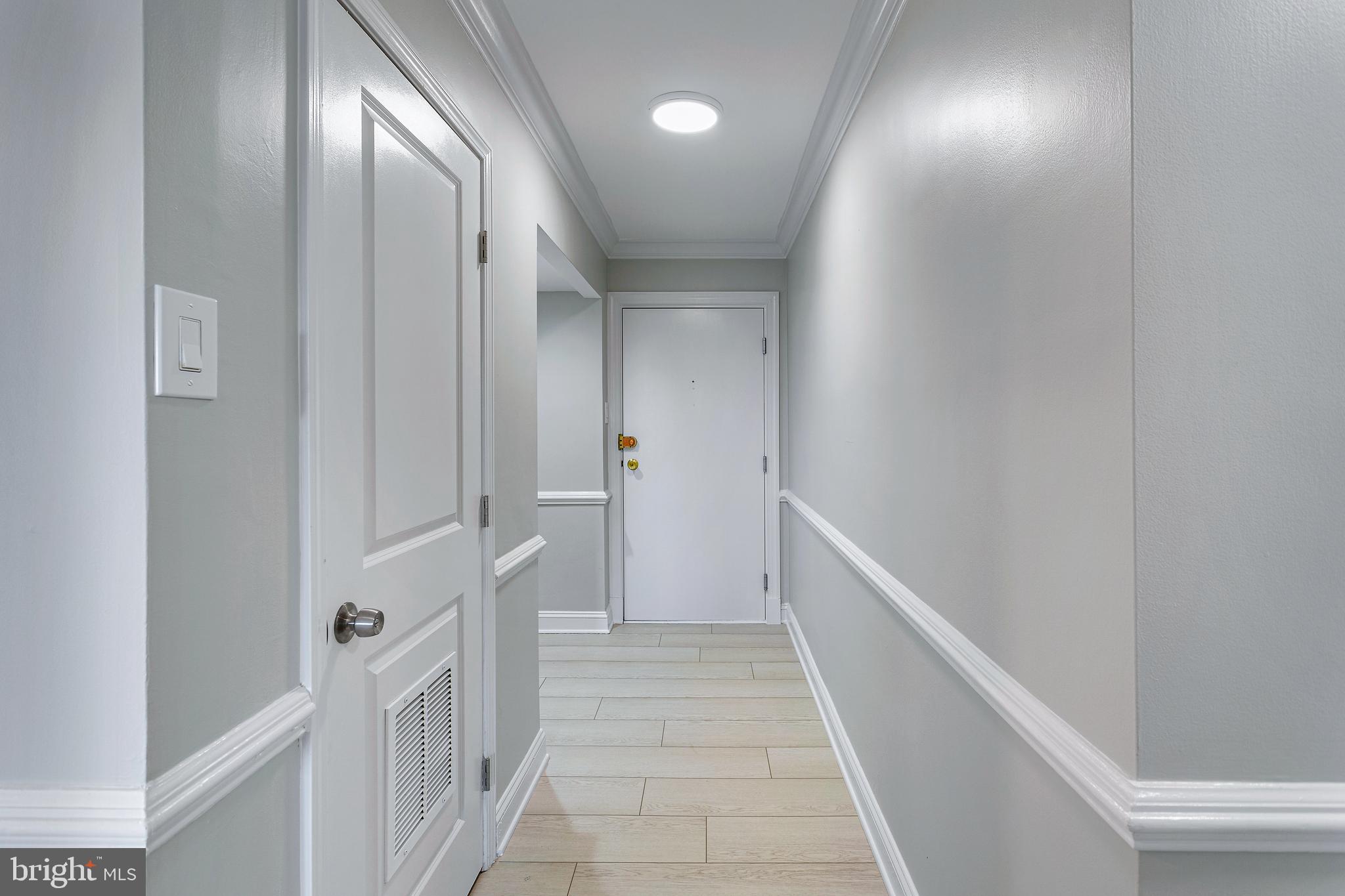 WHITEHALL - Residential