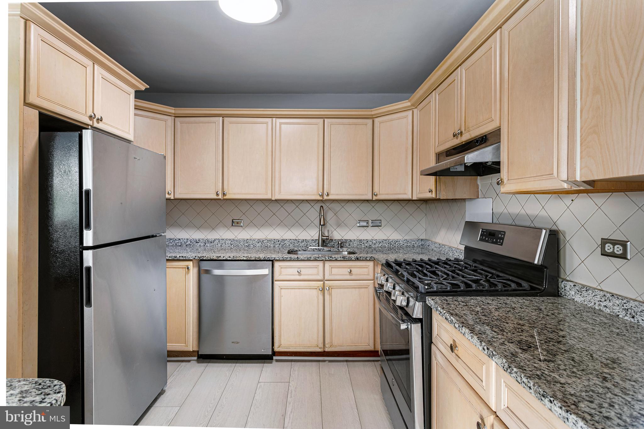 WHITEHALL - Residential