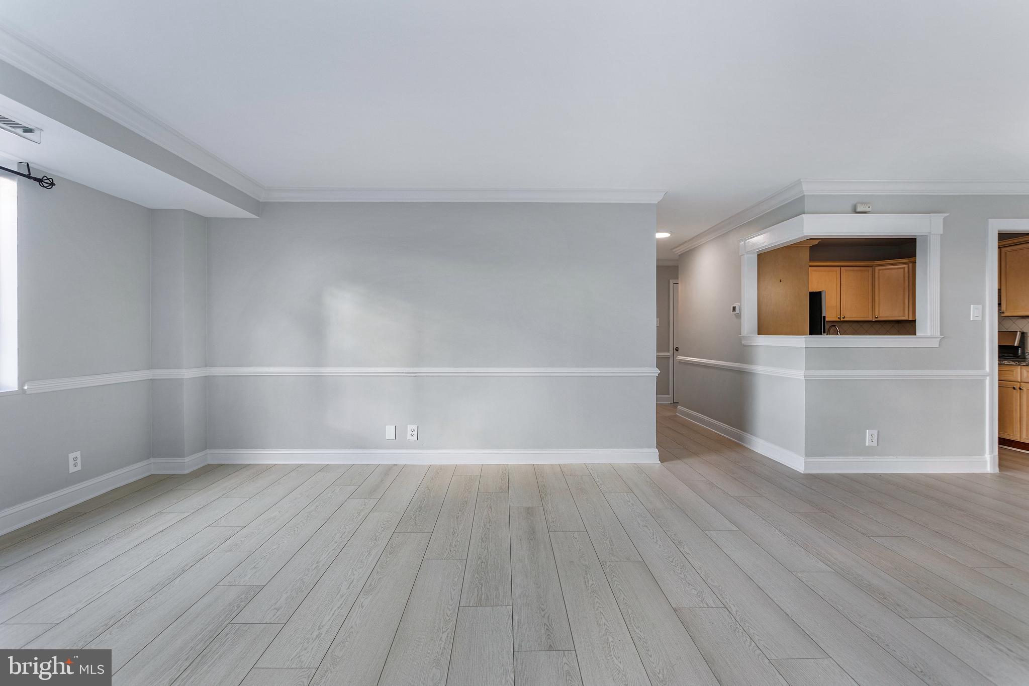 WHITEHALL - Residential