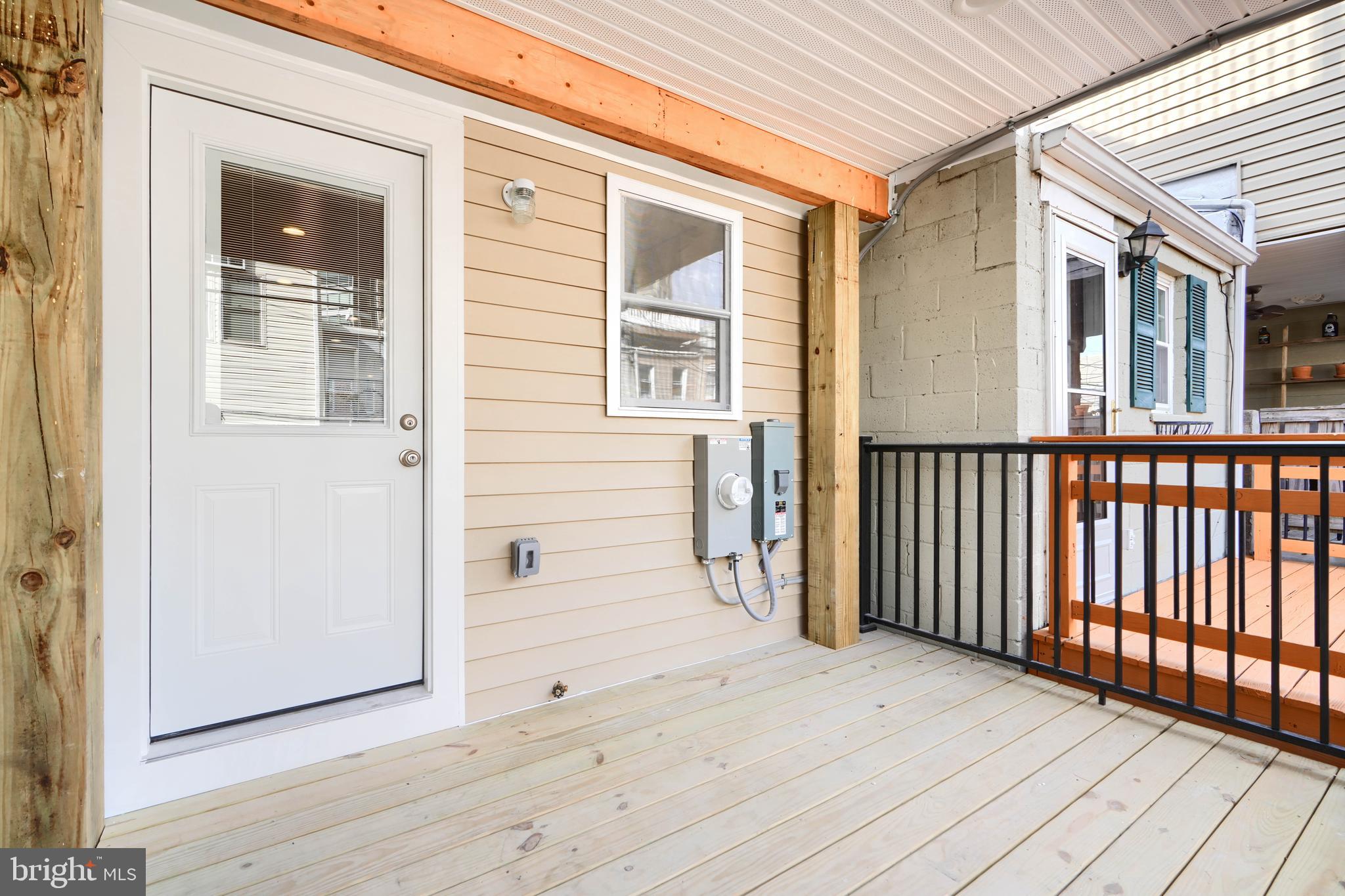 LOCUST POINT - Residential