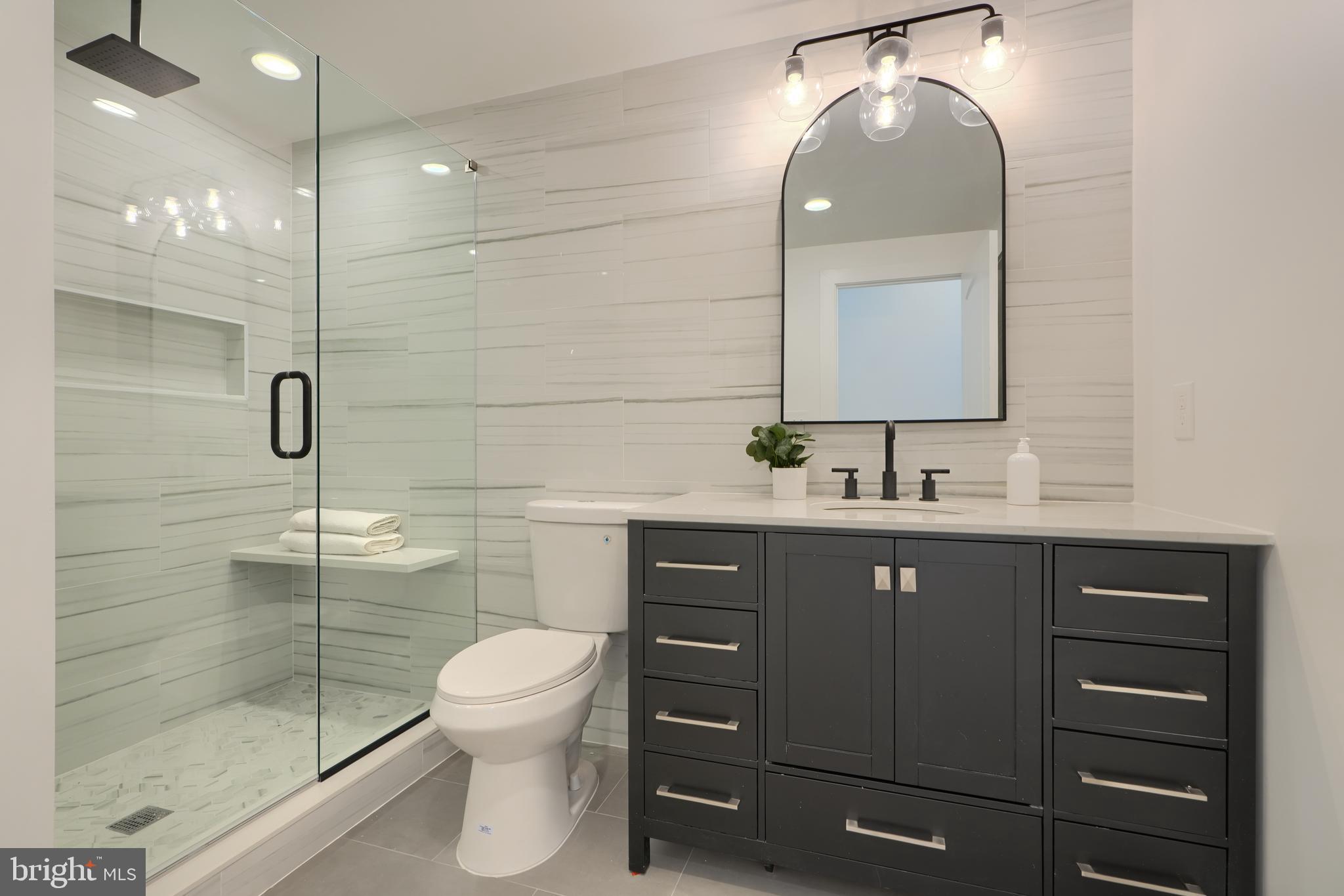 LOCUST POINT - Residential