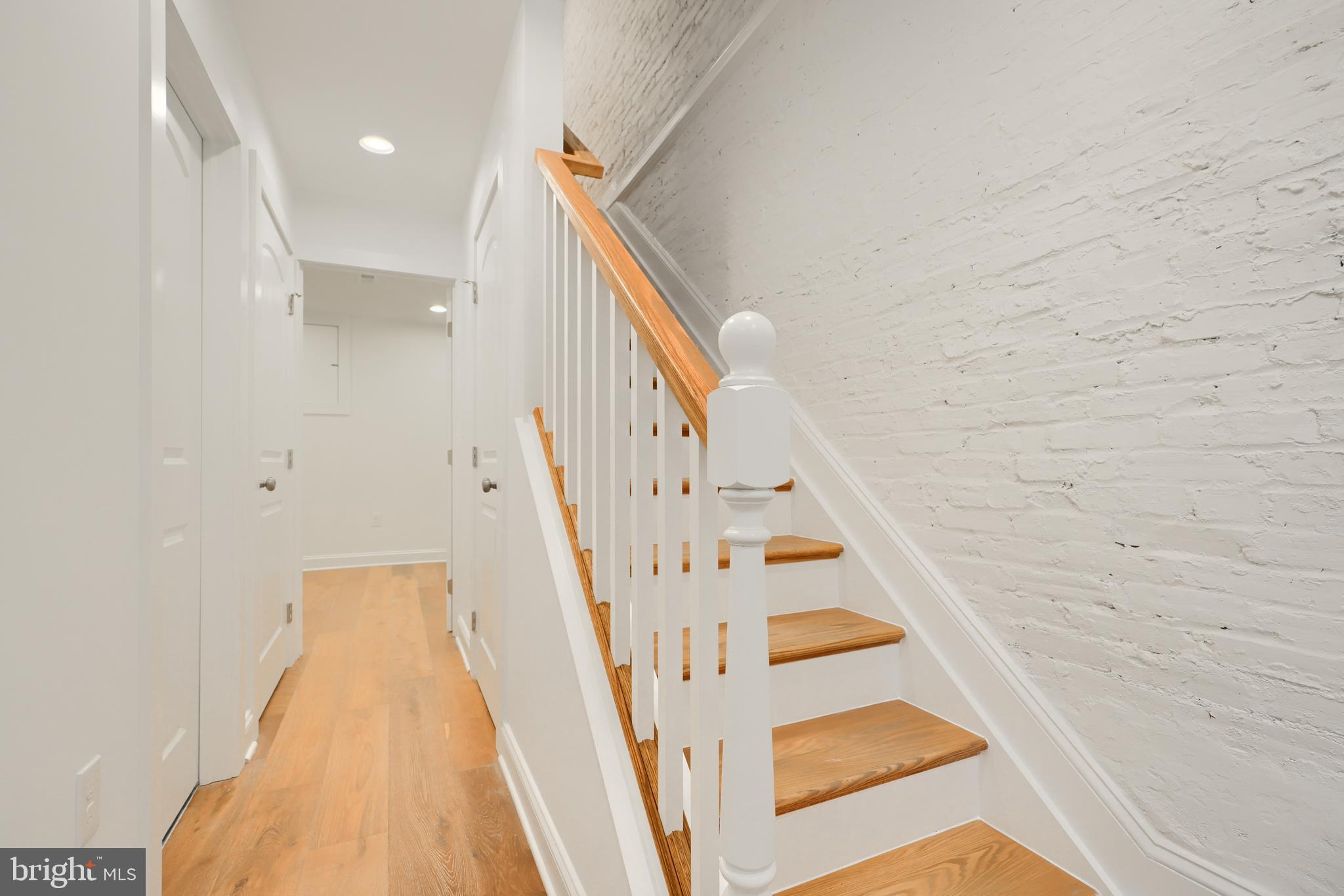 LOCUST POINT - Residential