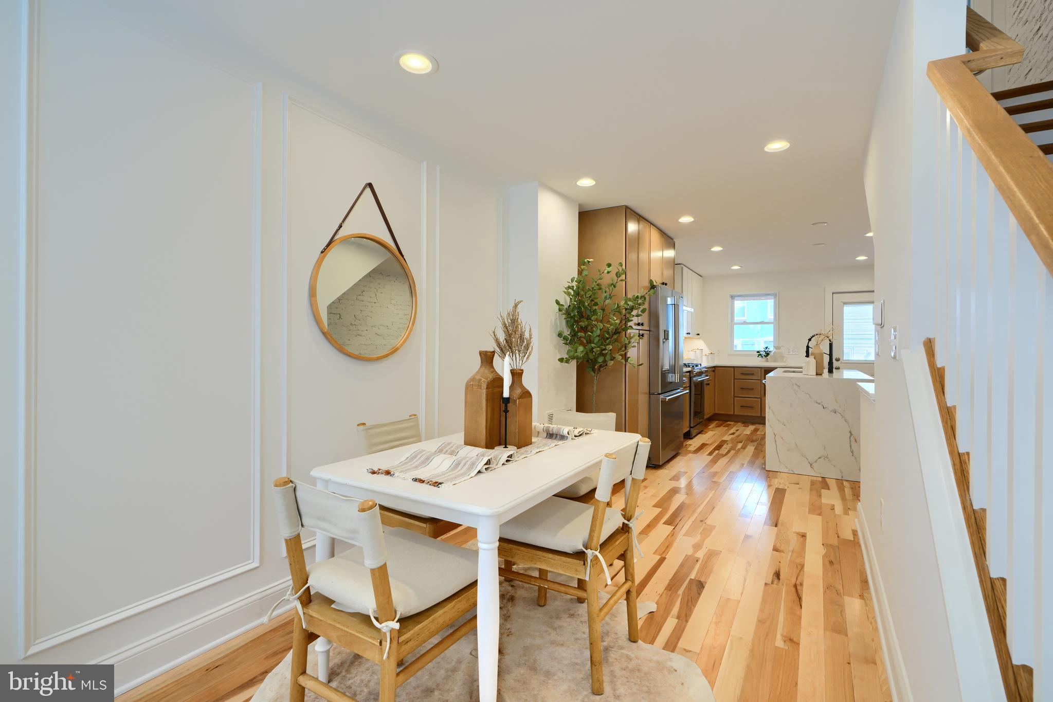 LOCUST POINT - Residential