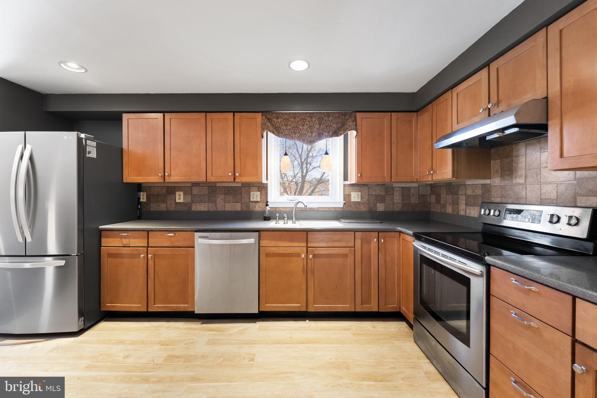 SUMMIT RIDGE - Residential