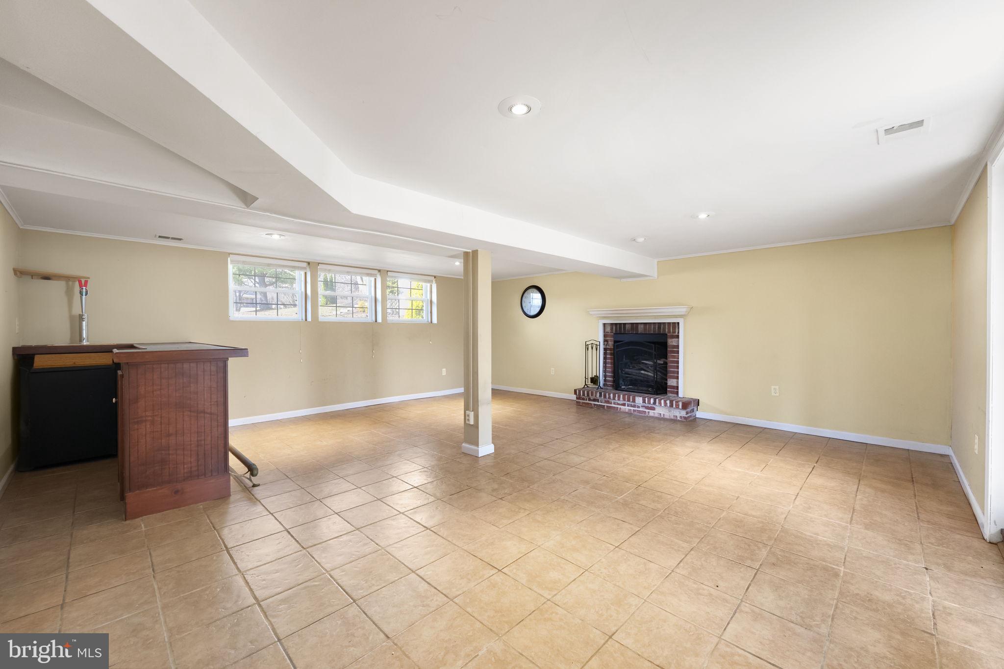 SUMMIT RIDGE - Residential