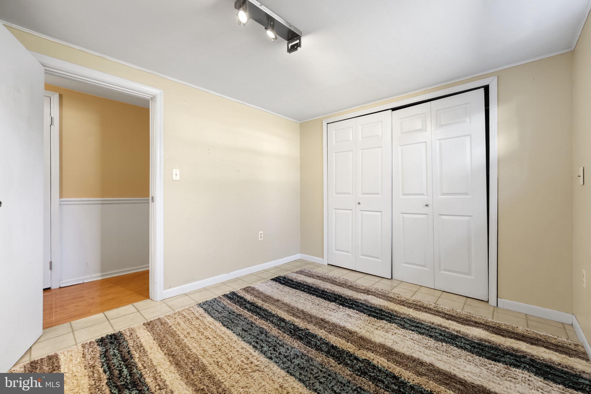 SUMMIT RIDGE - Residential