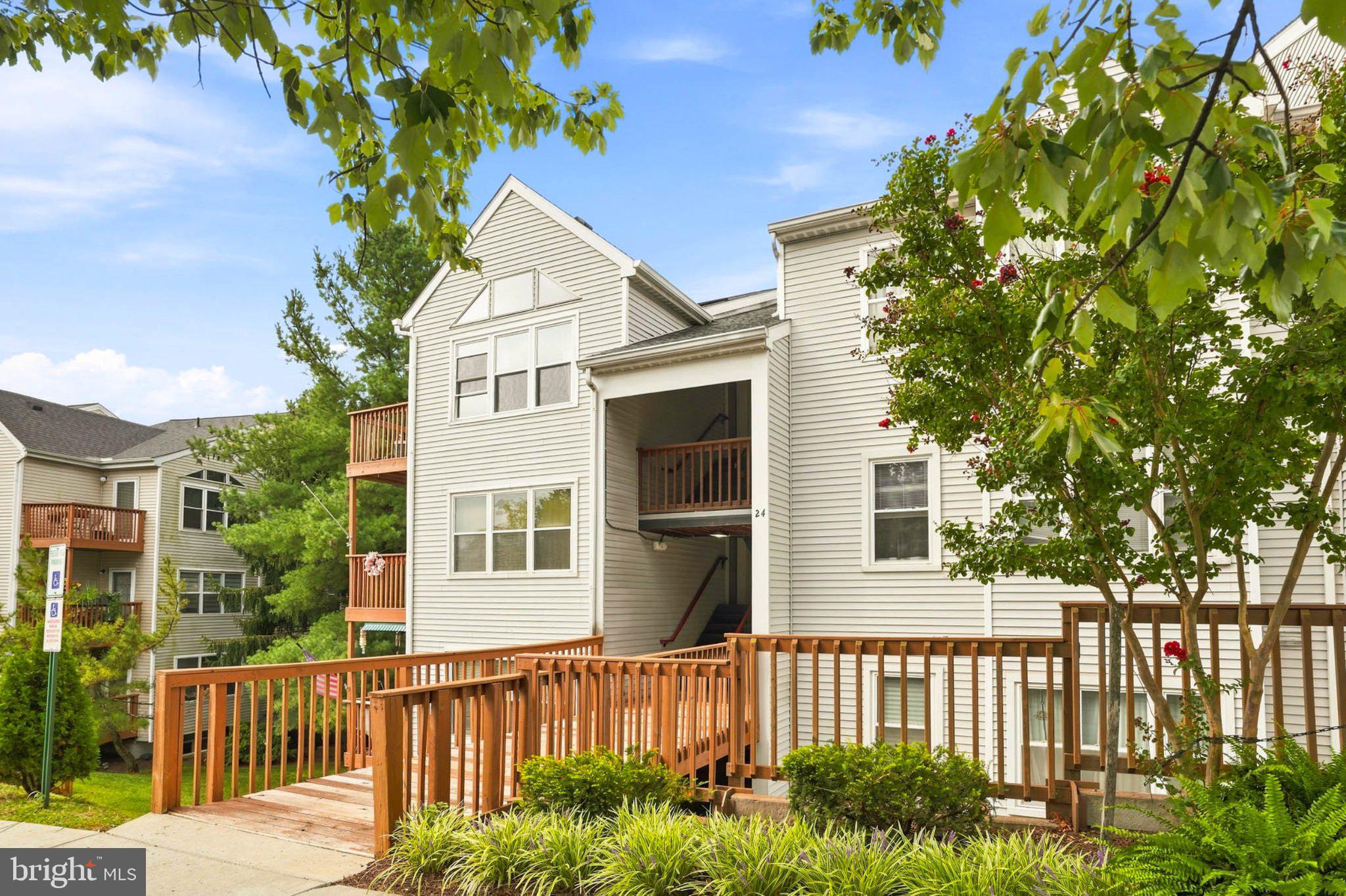 24 DEER RUN COURT 606