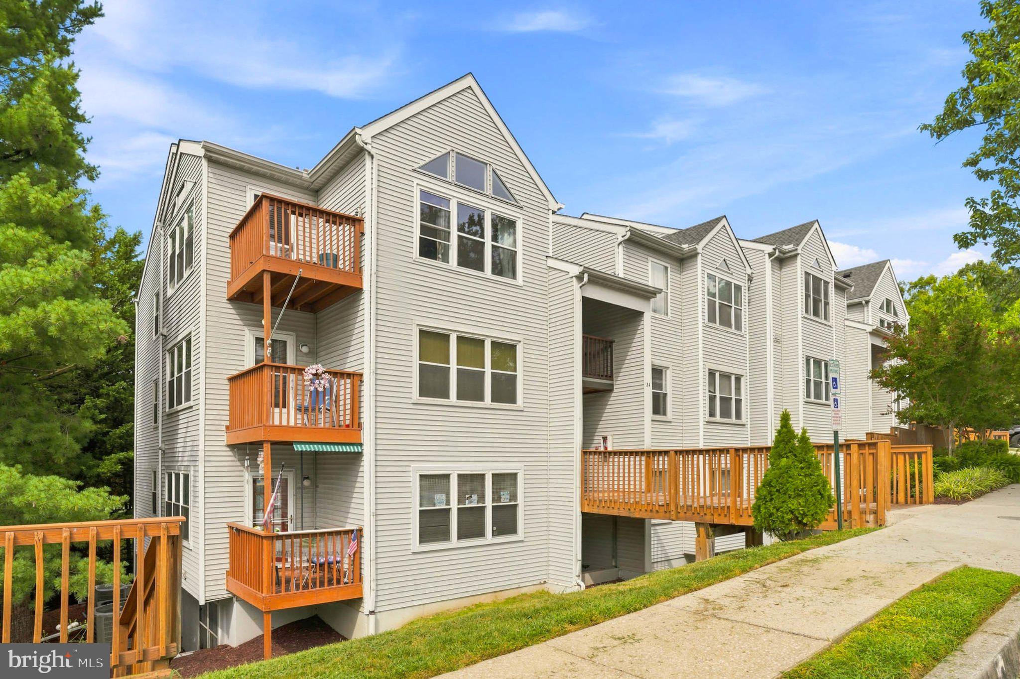 24 DEER RUN COURT 606