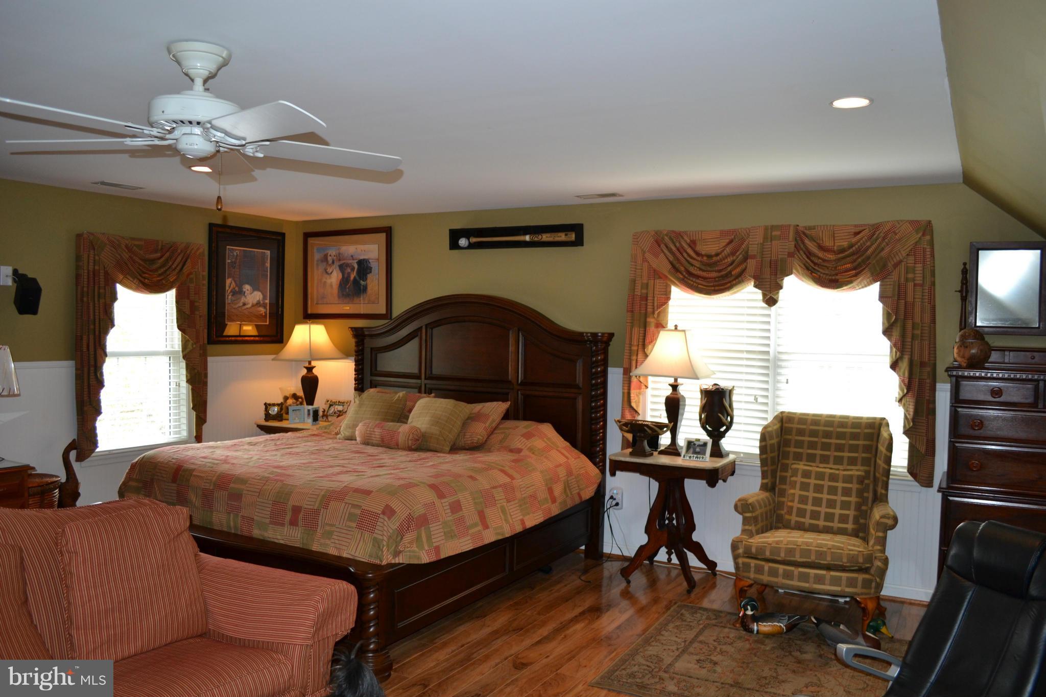 MEADOWBROOK - Residential