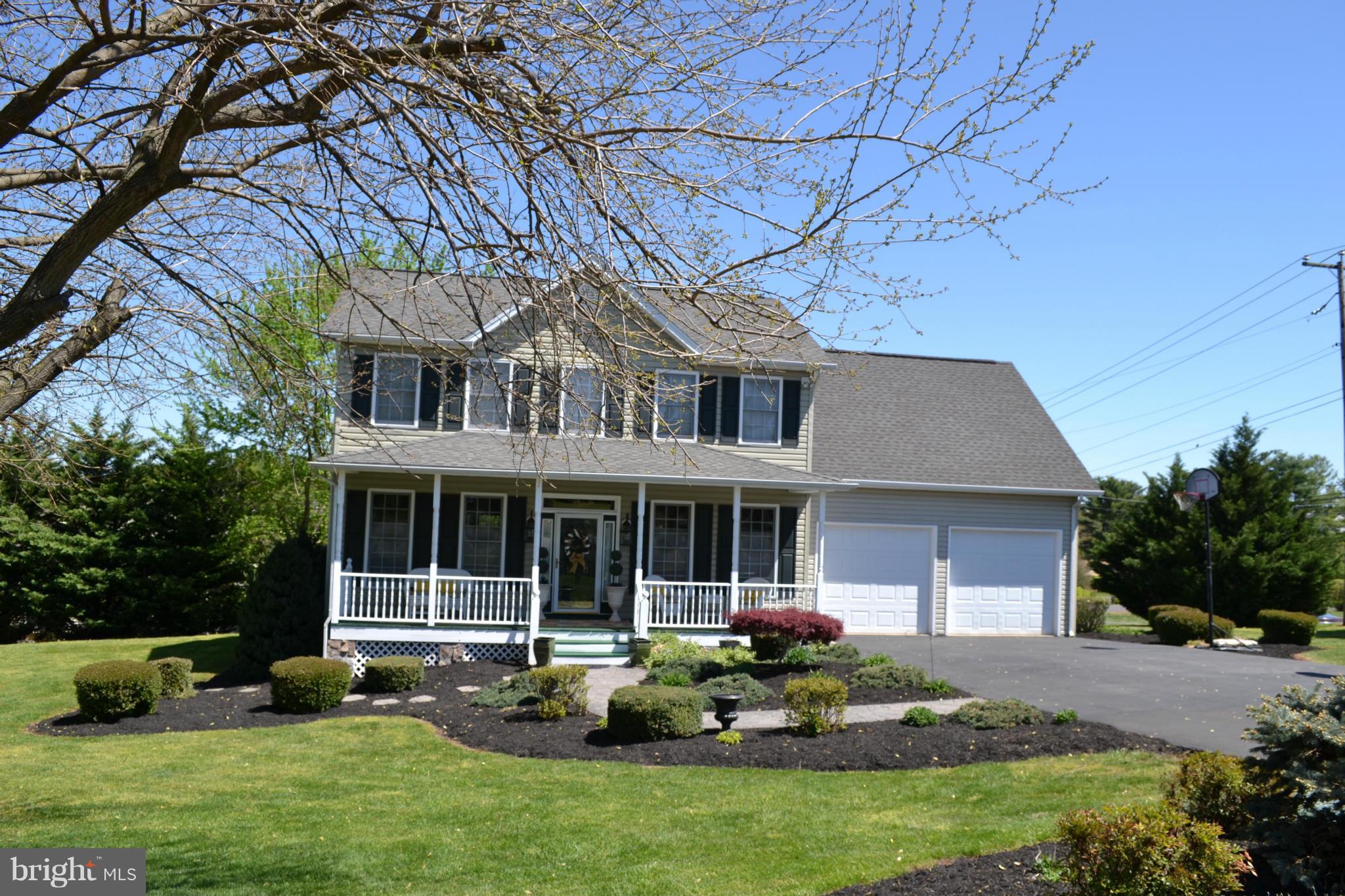 MEADOWBROOK - Residential