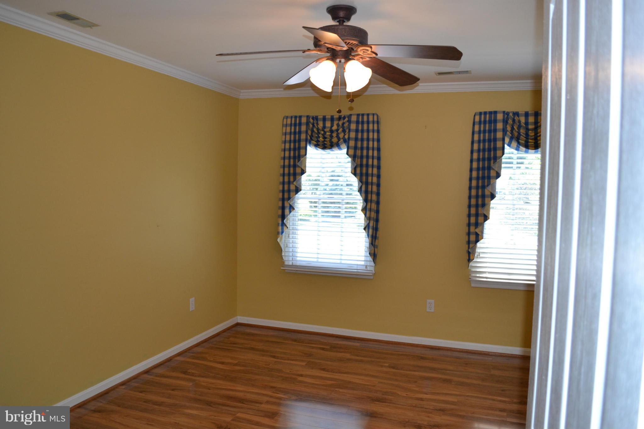 MEADOWBROOK - Residential