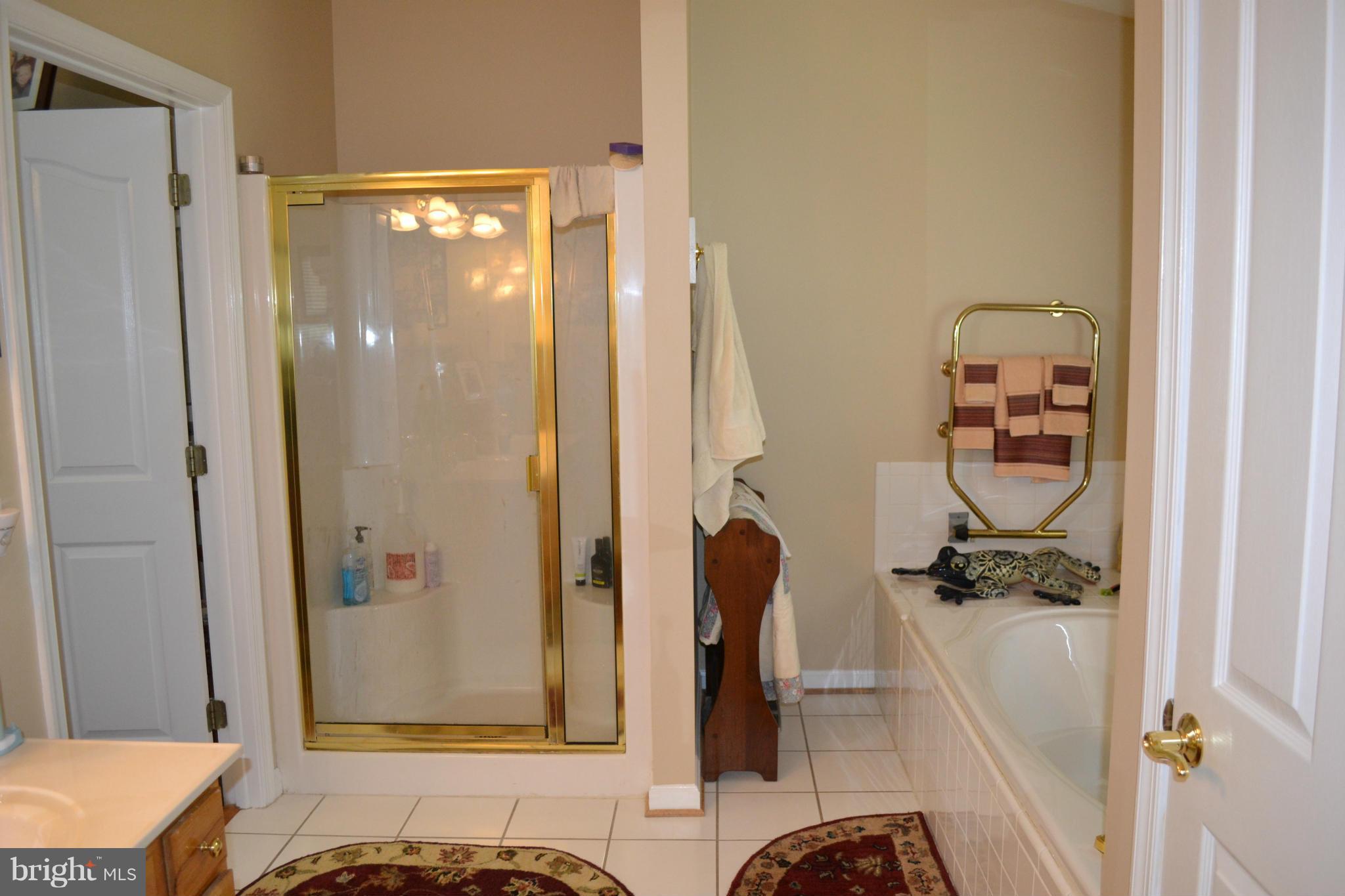 MEADOWBROOK - Residential