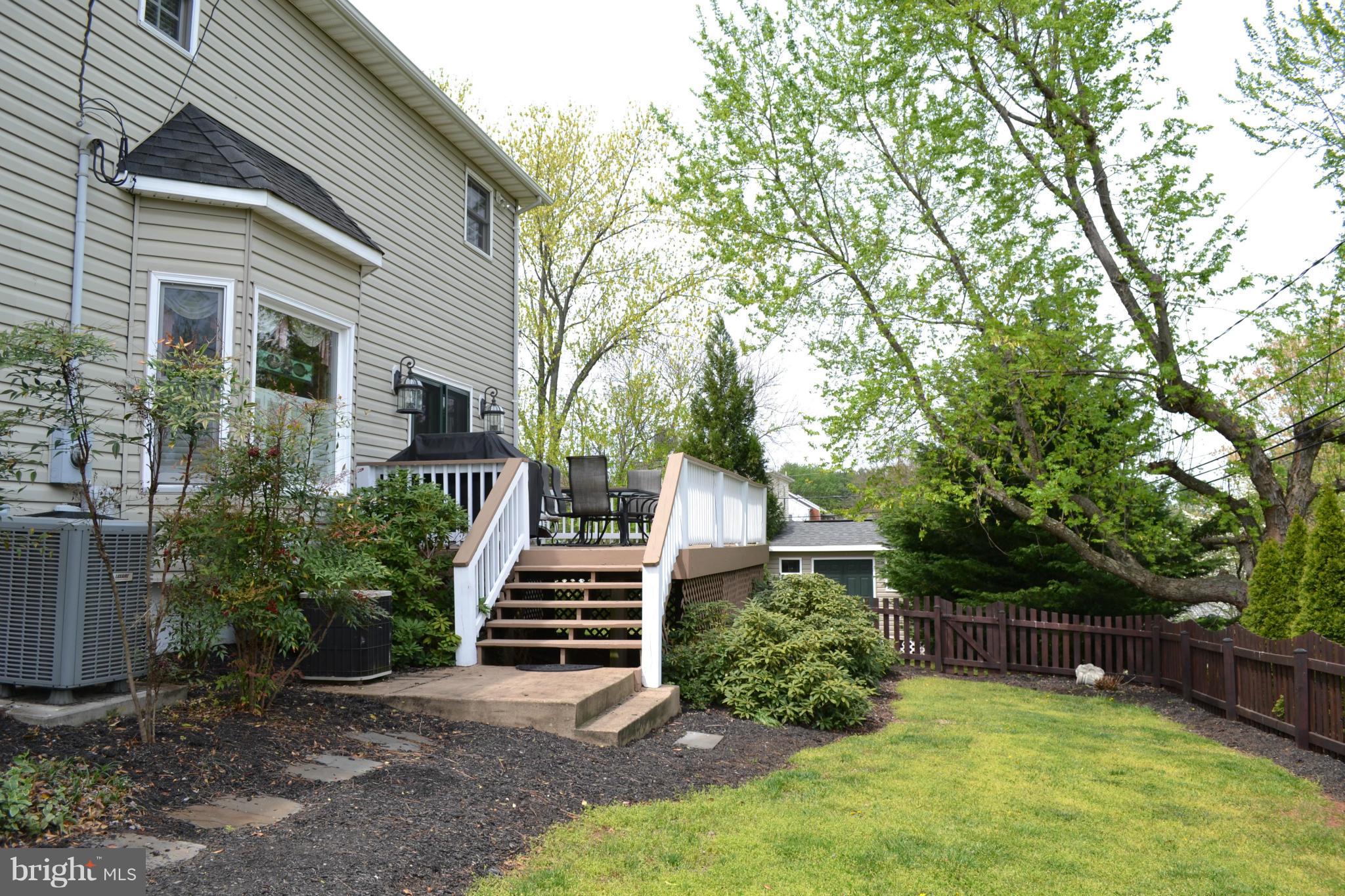 MEADOWBROOK - Residential