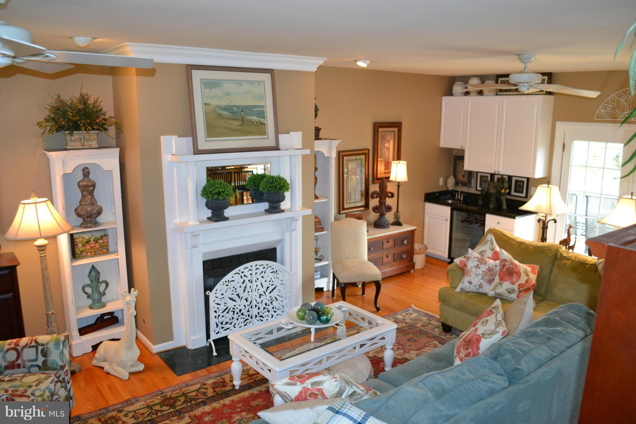 MEADOWBROOK - Residential