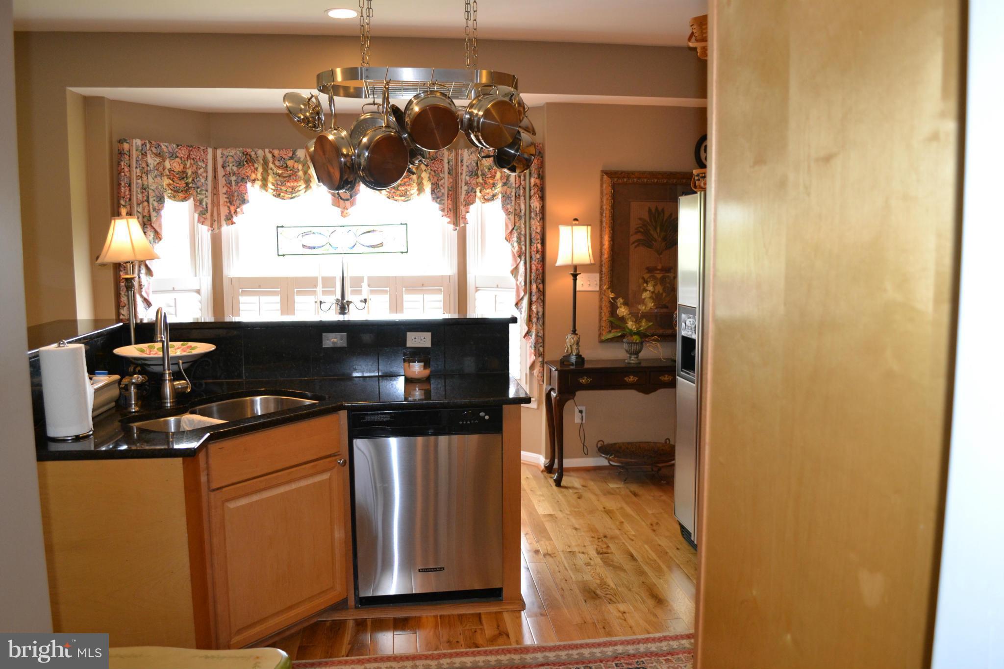 MEADOWBROOK - Residential