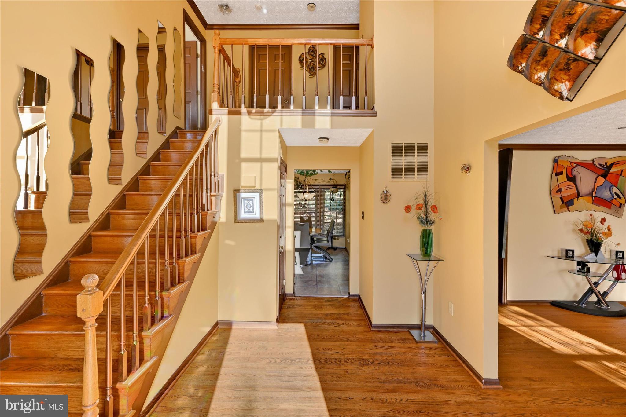 2700 MOORES VALLEY DRIVE