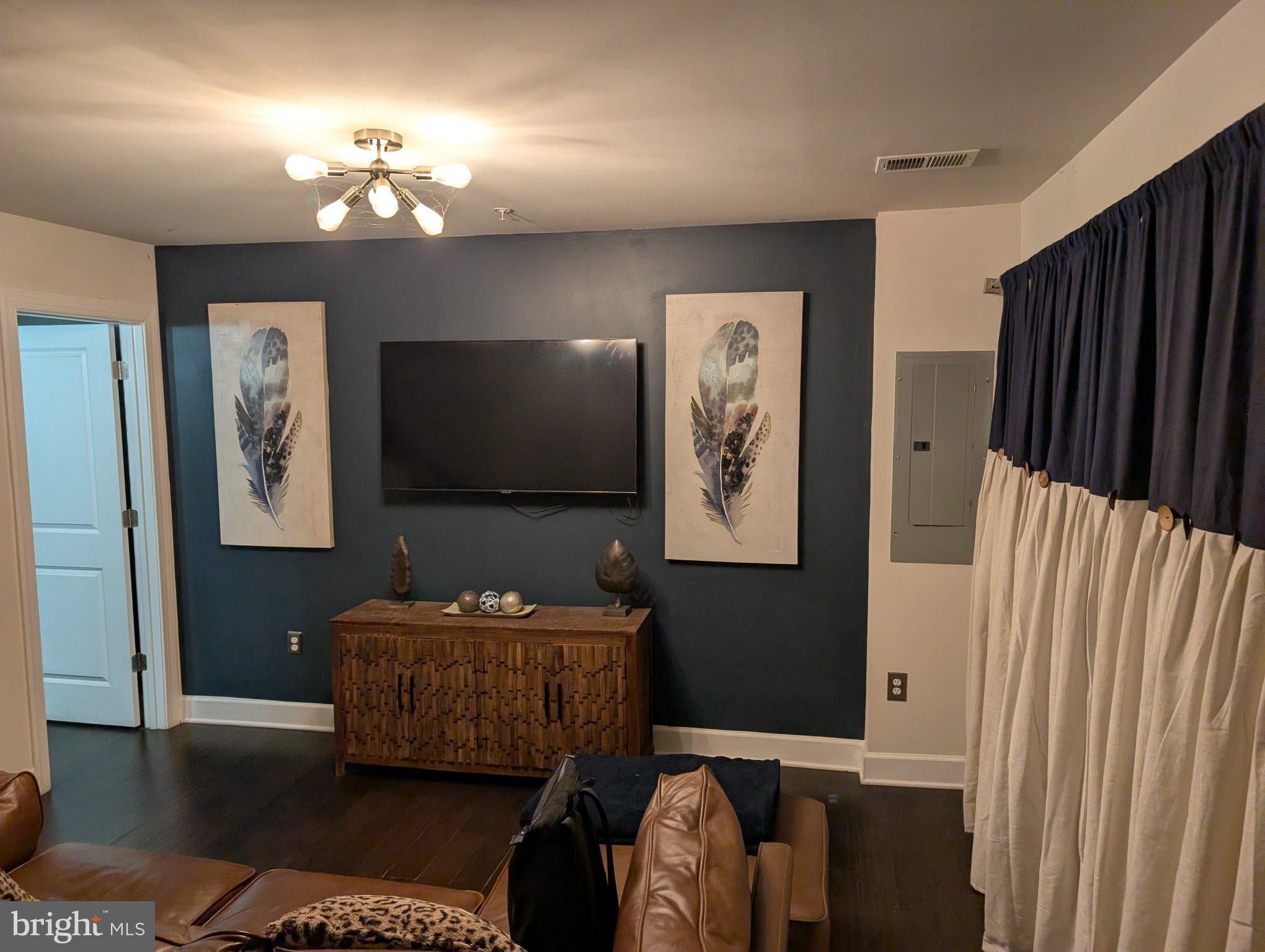 213 PHOENIX DRIVE
