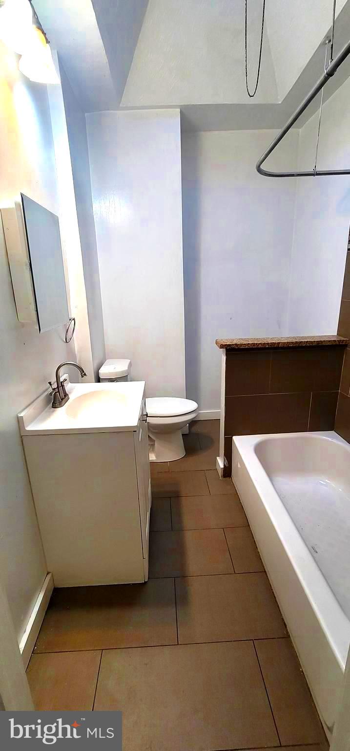 GRAYS FERRY - Residential Lease