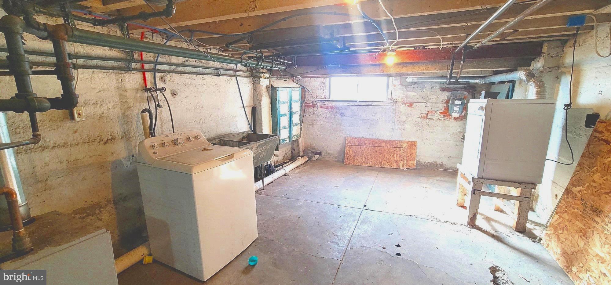 GRAYS FERRY - Residential Lease