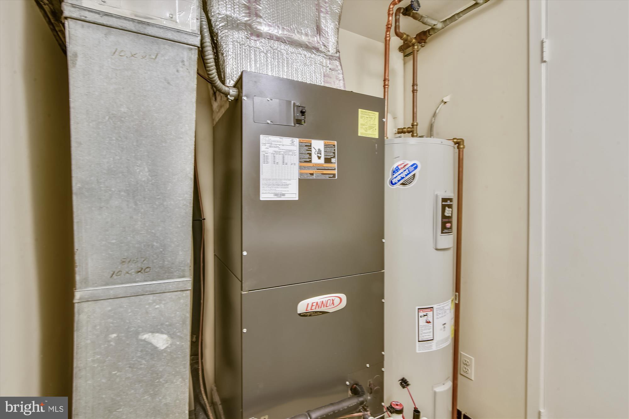 WATERFORD SQUARE - Residential