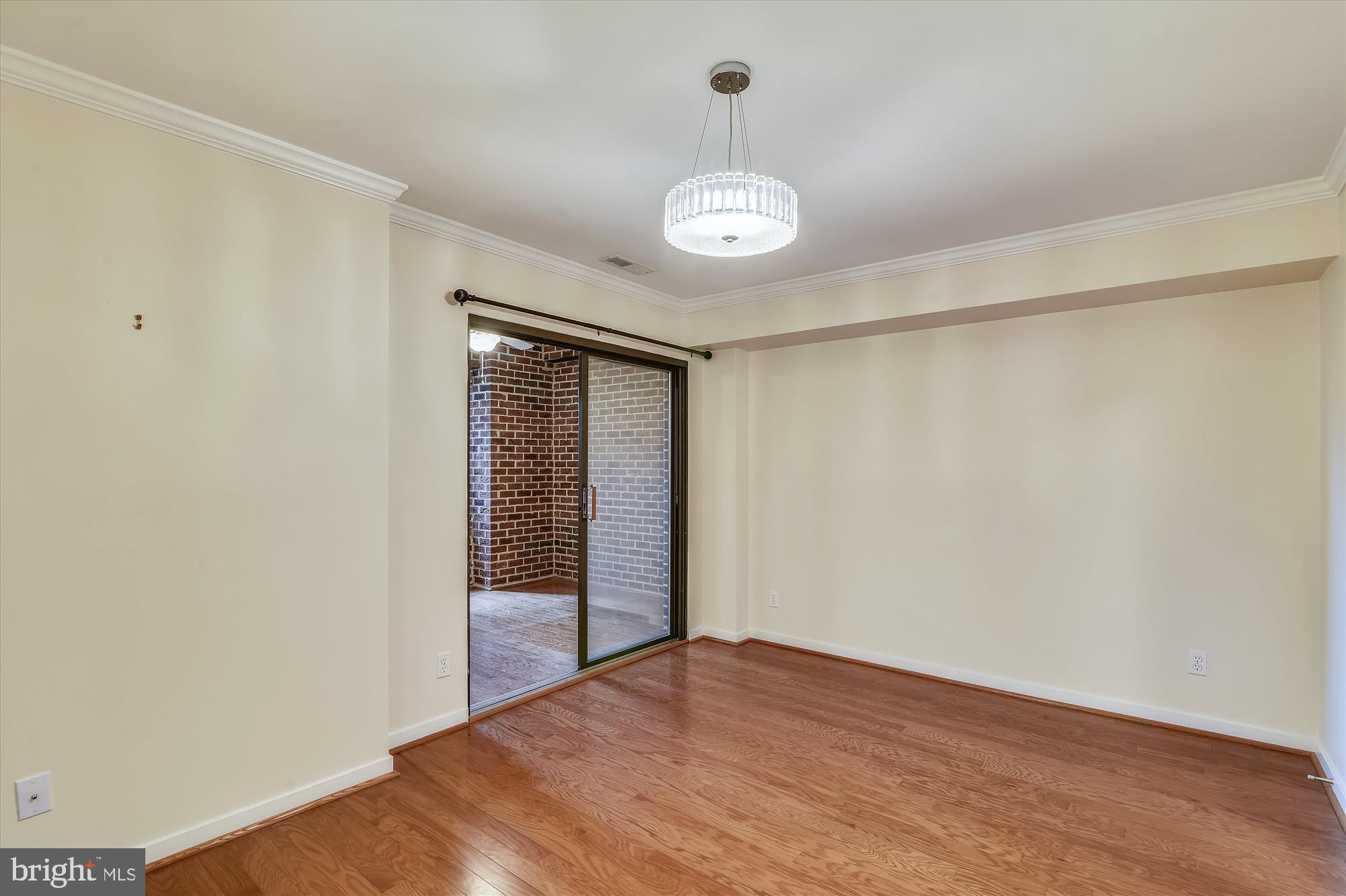 WATERFORD SQUARE - Residential