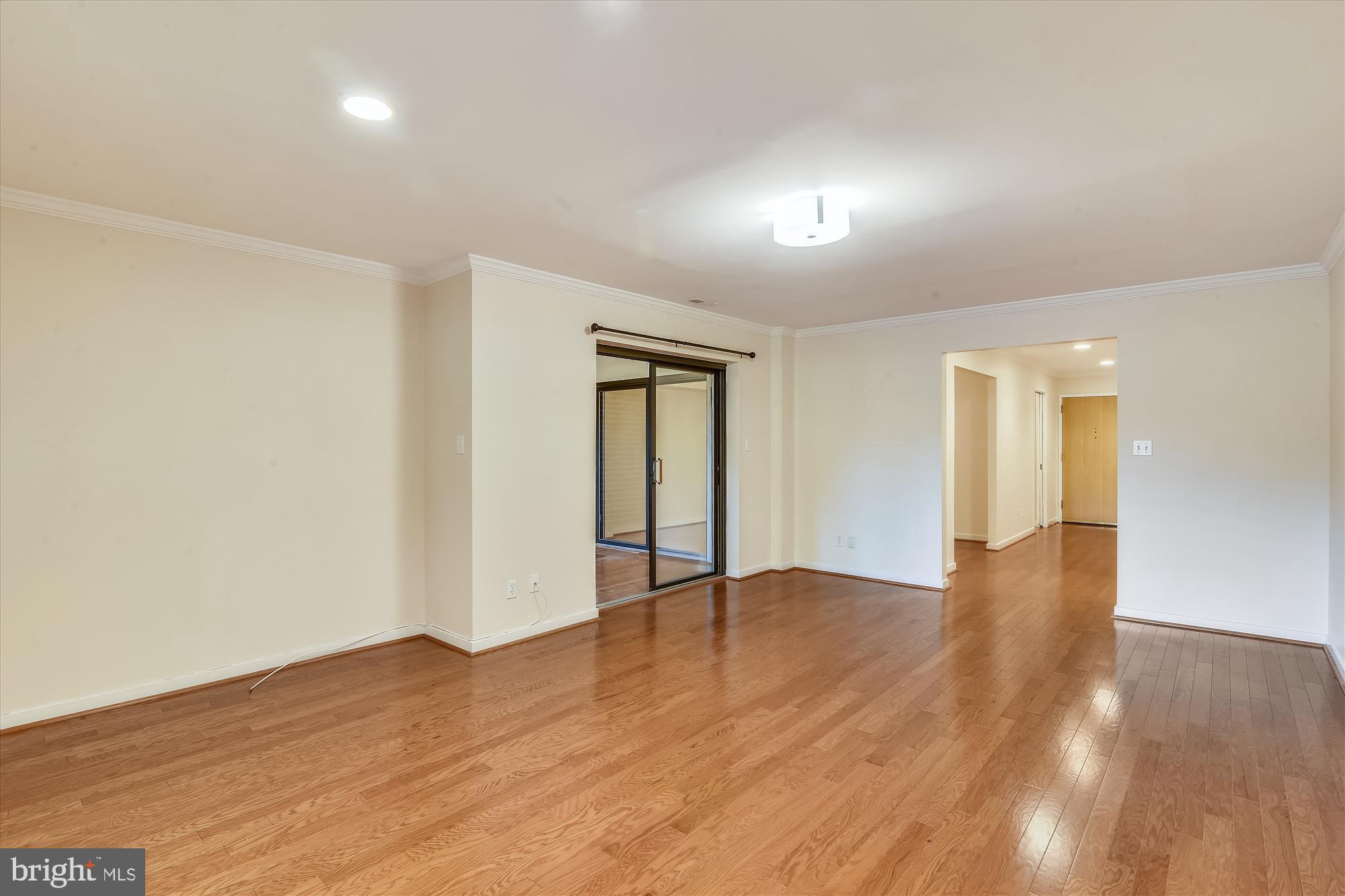 WATERFORD SQUARE - Residential