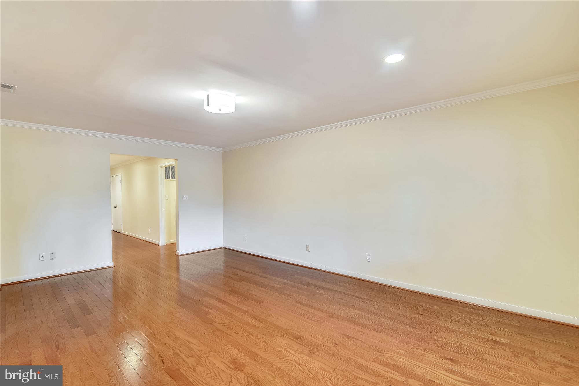 WATERFORD SQUARE - Residential