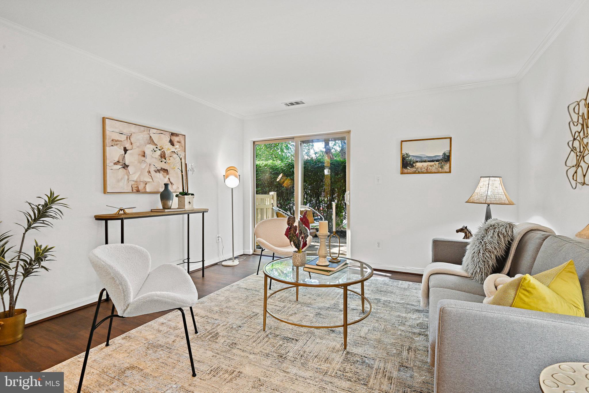 11710 OLDE ENGLISH DRIVE 11710-B