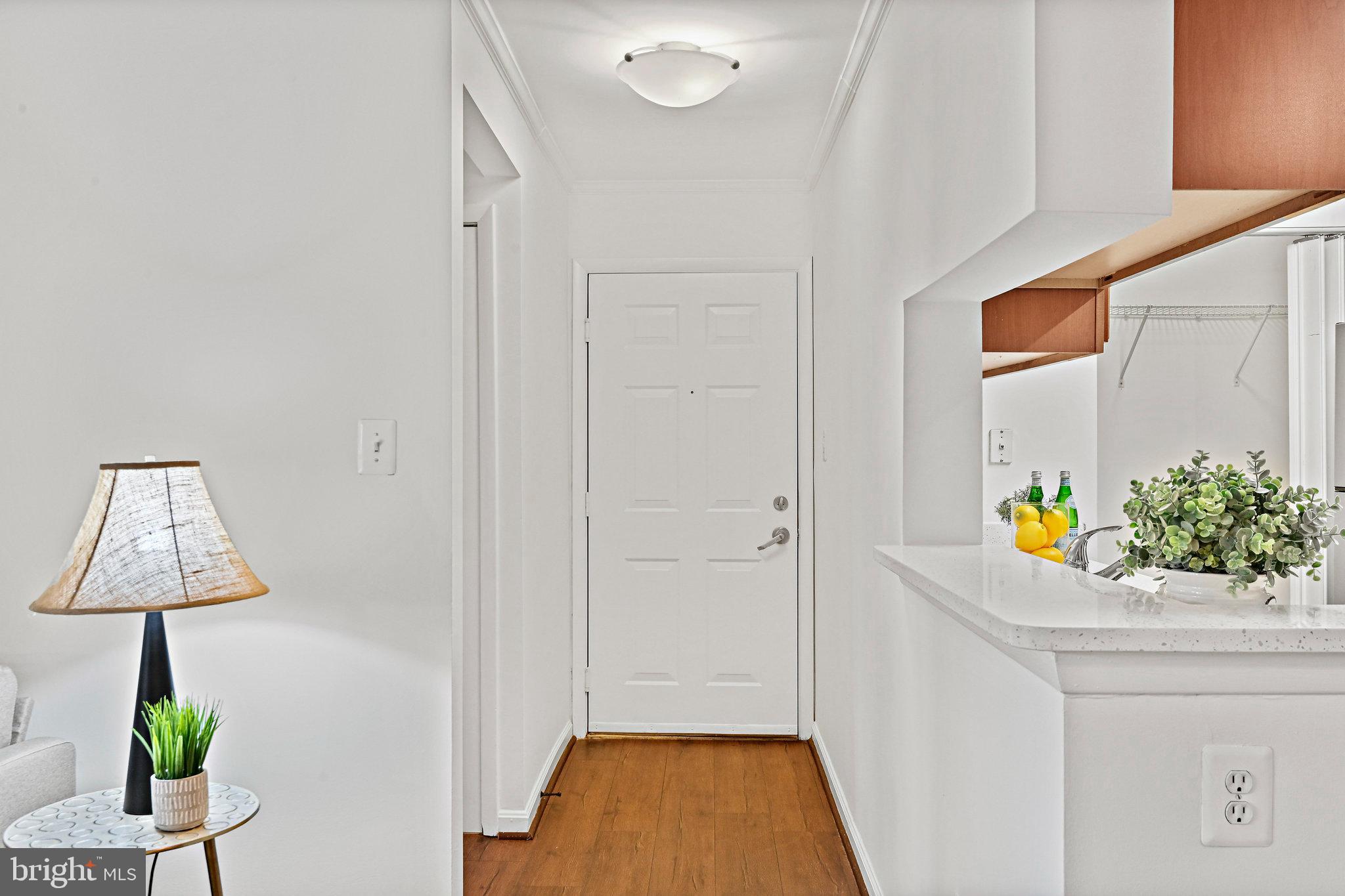 11710 OLDE ENGLISH DRIVE 11710-B