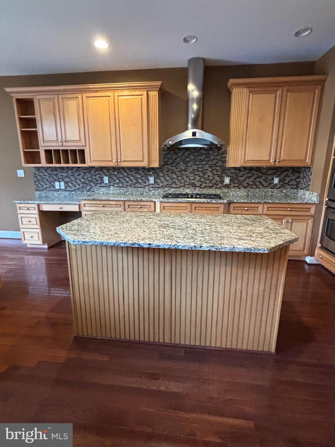 RIVER CREEK - Residential Lease