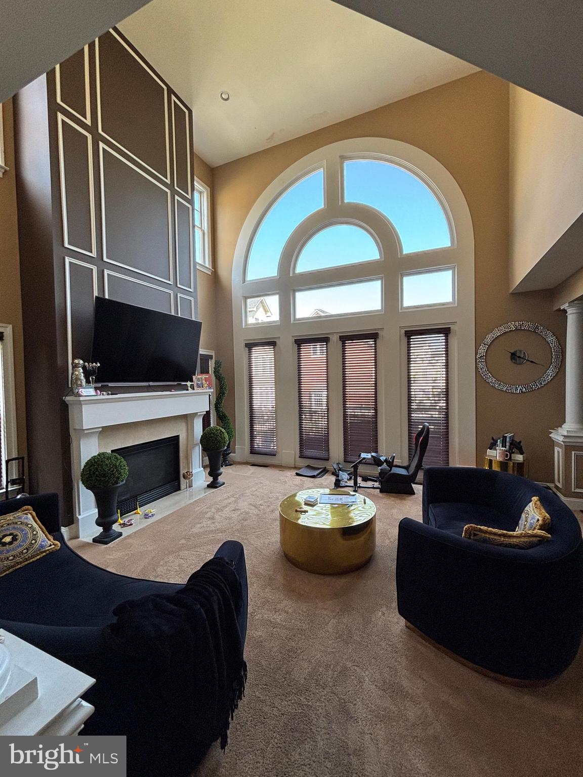 RIVER CREEK - Residential Lease