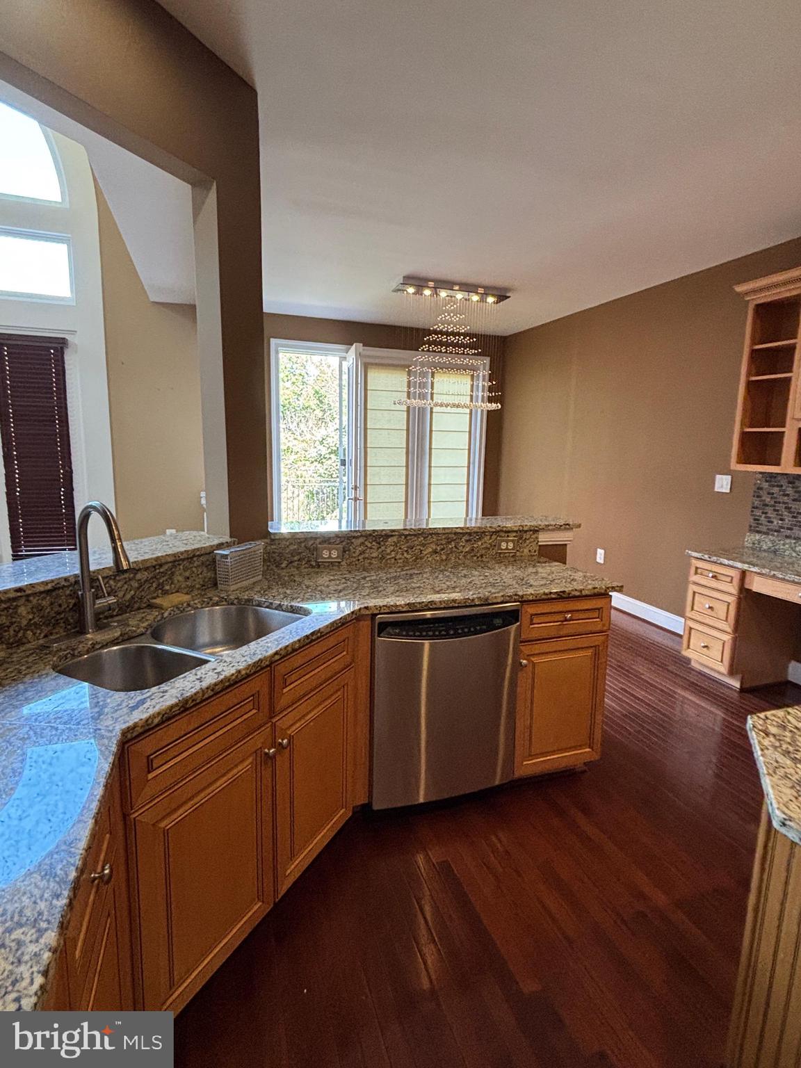 RIVER CREEK - Residential Lease