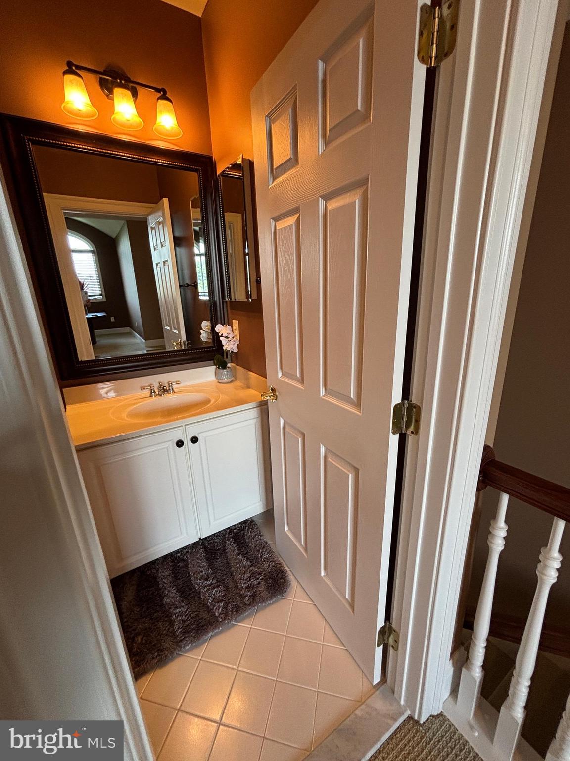 RIVER CREEK - Residential Lease