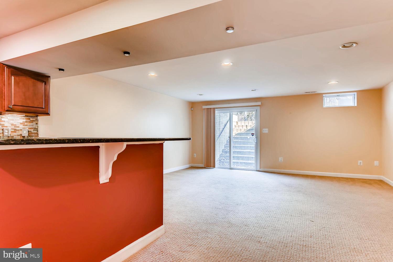 SLOOP COVE LANDING - Residential