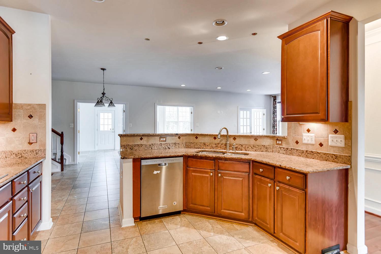 SLOOP COVE LANDING - Residential