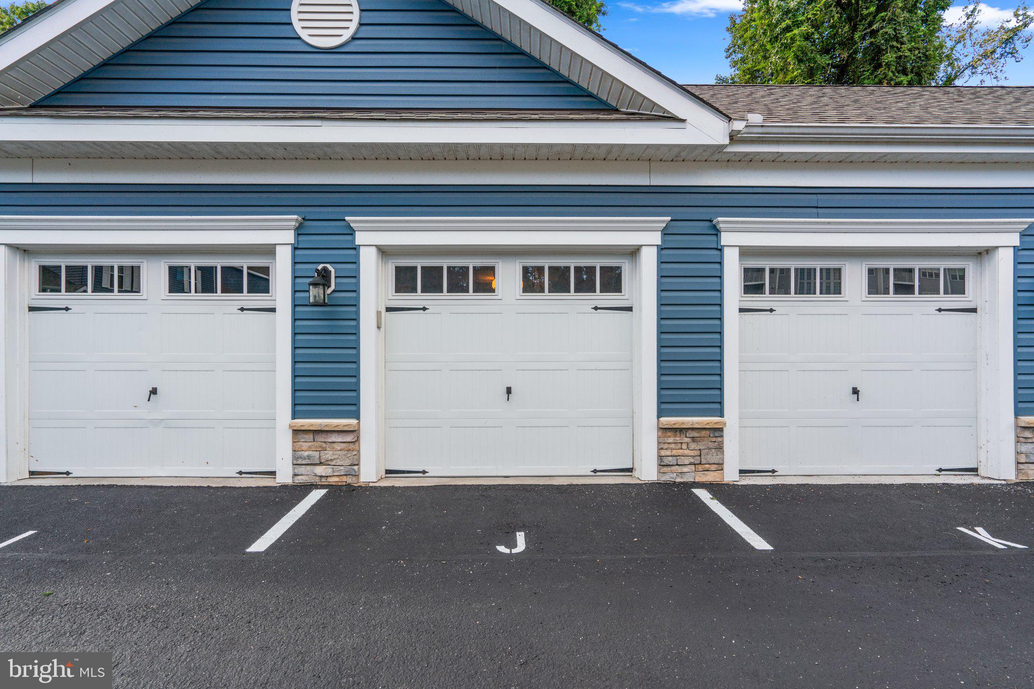 HOPEWELL POINTE - Residential