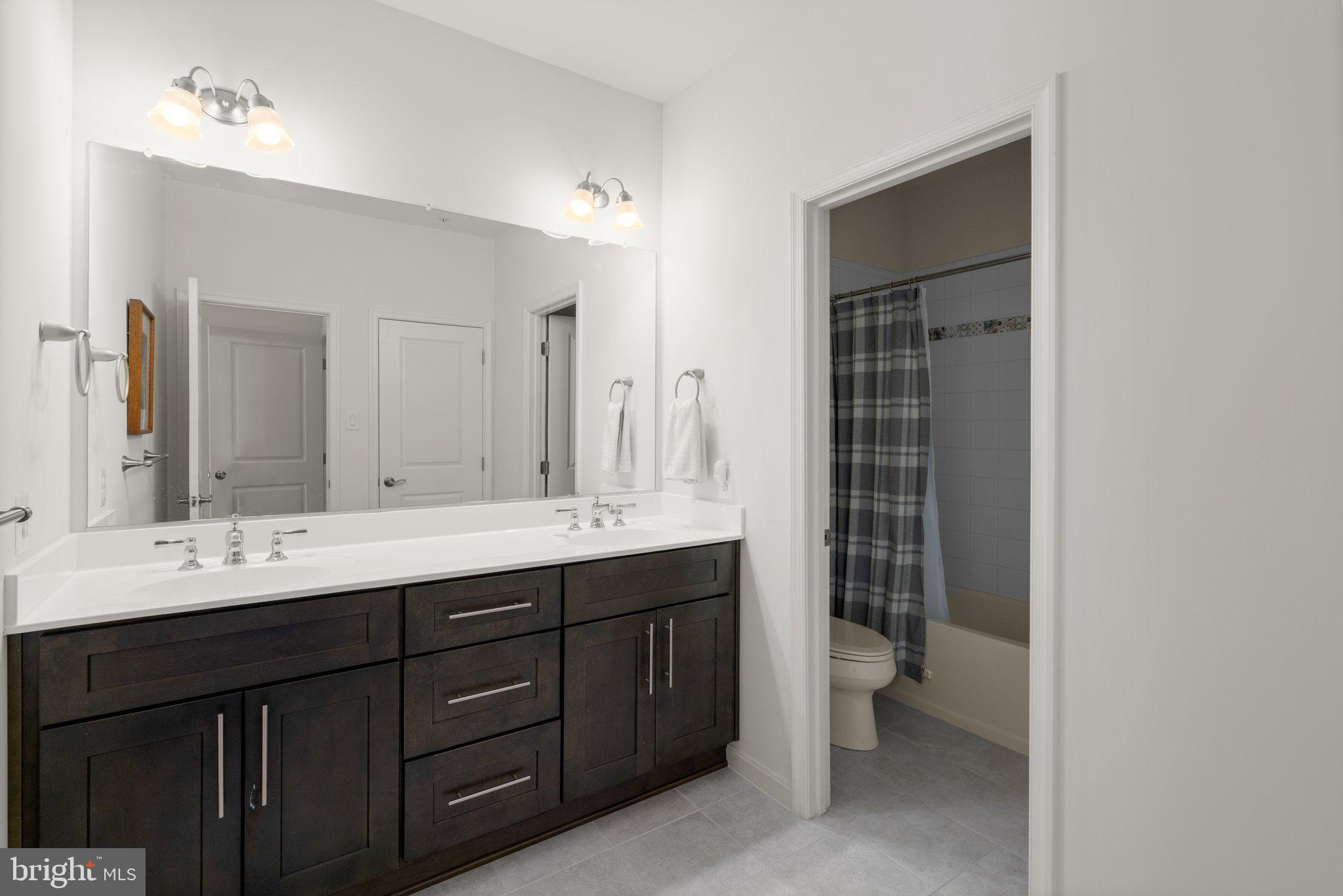 HOPEWELL POINTE - Residential