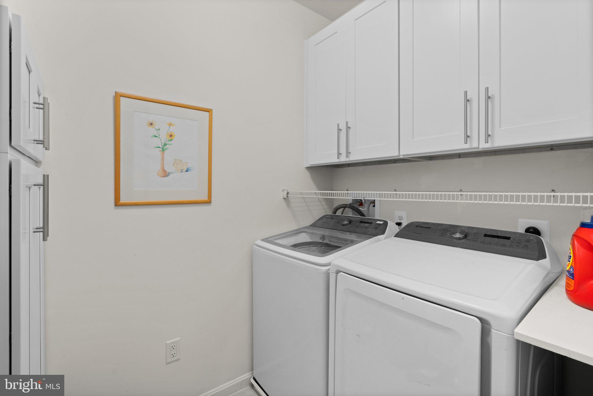 HOPEWELL POINTE - Residential