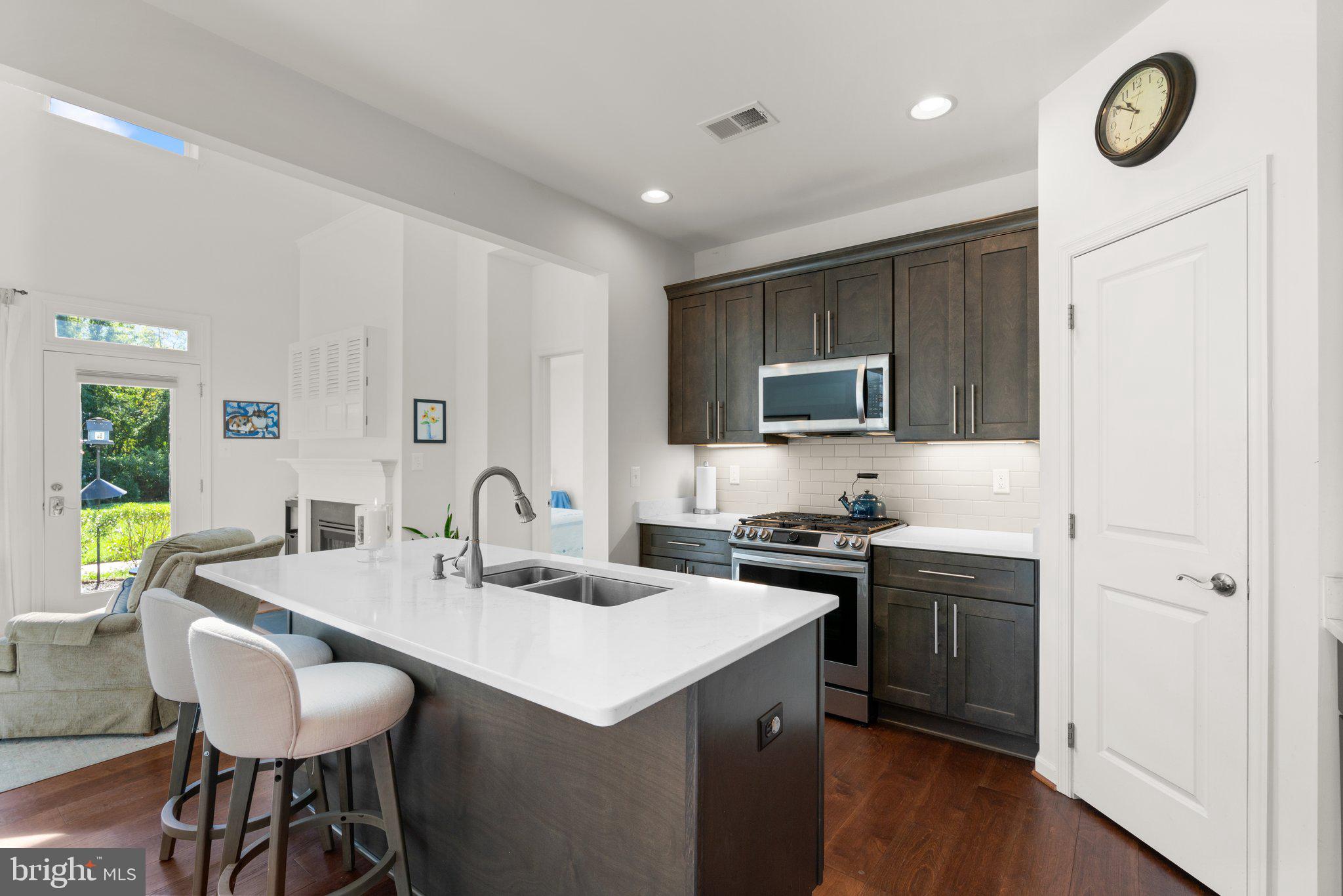 HOPEWELL POINTE - Residential