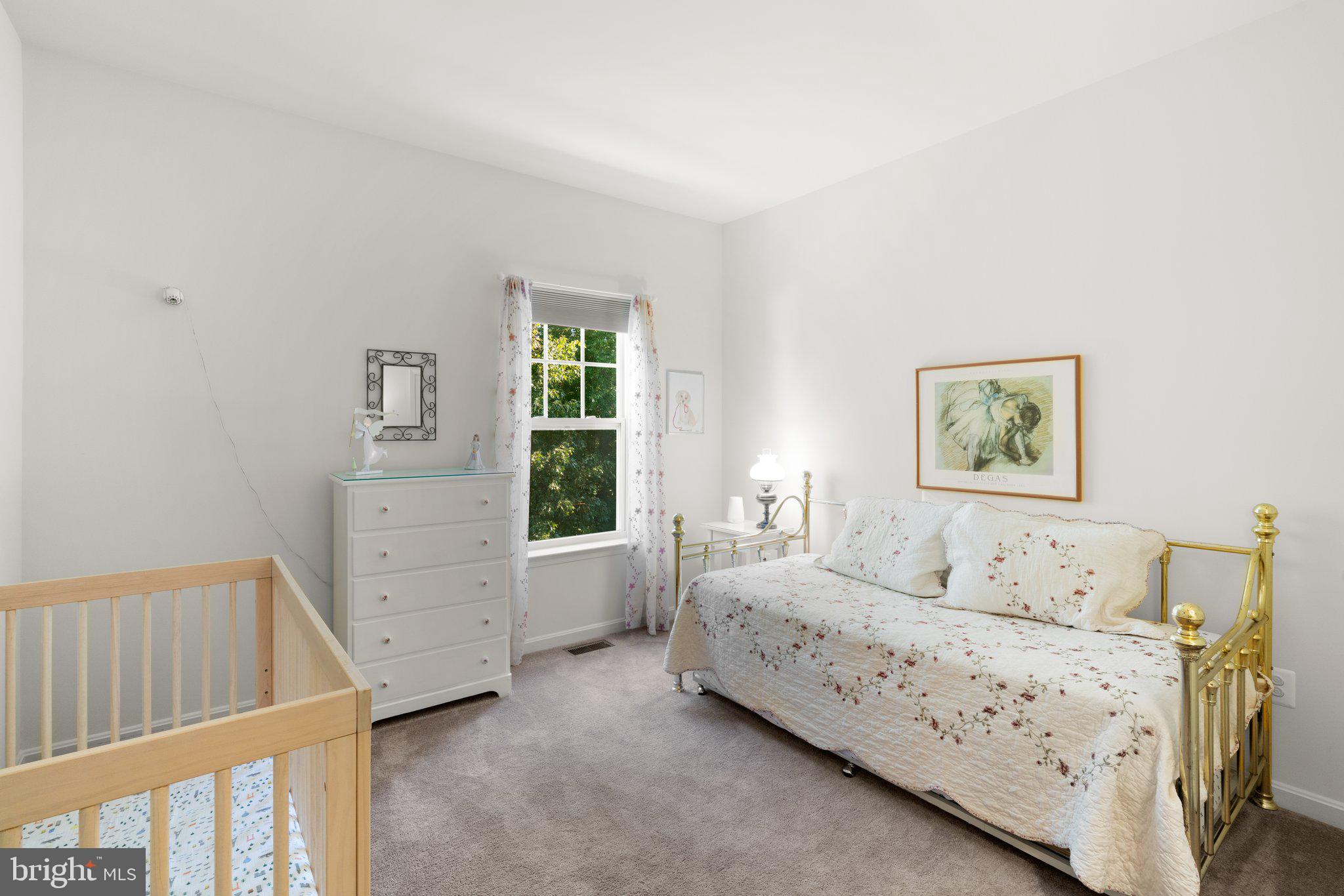 HOPEWELL POINTE - Residential