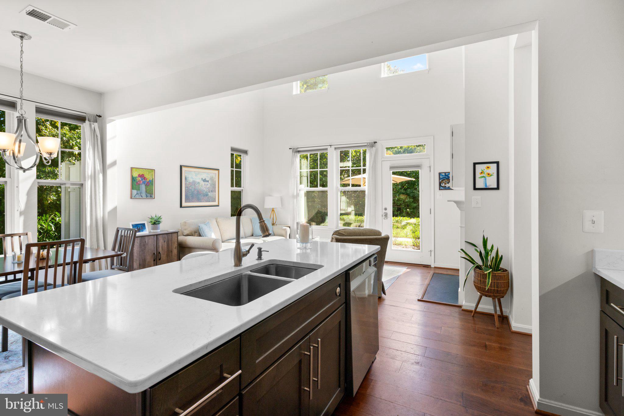 HOPEWELL POINTE - Residential