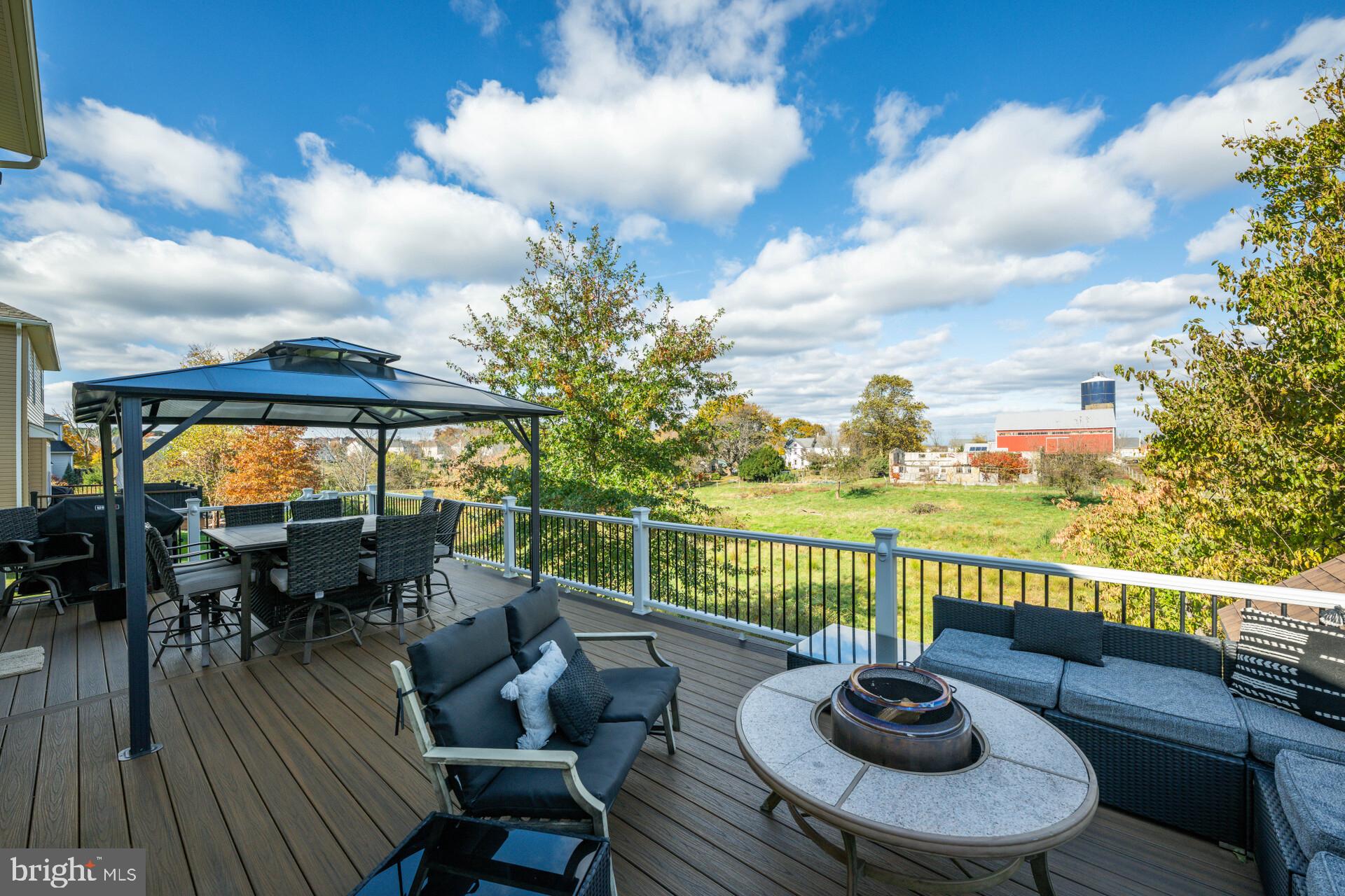 PENNLAND FARM - Residential