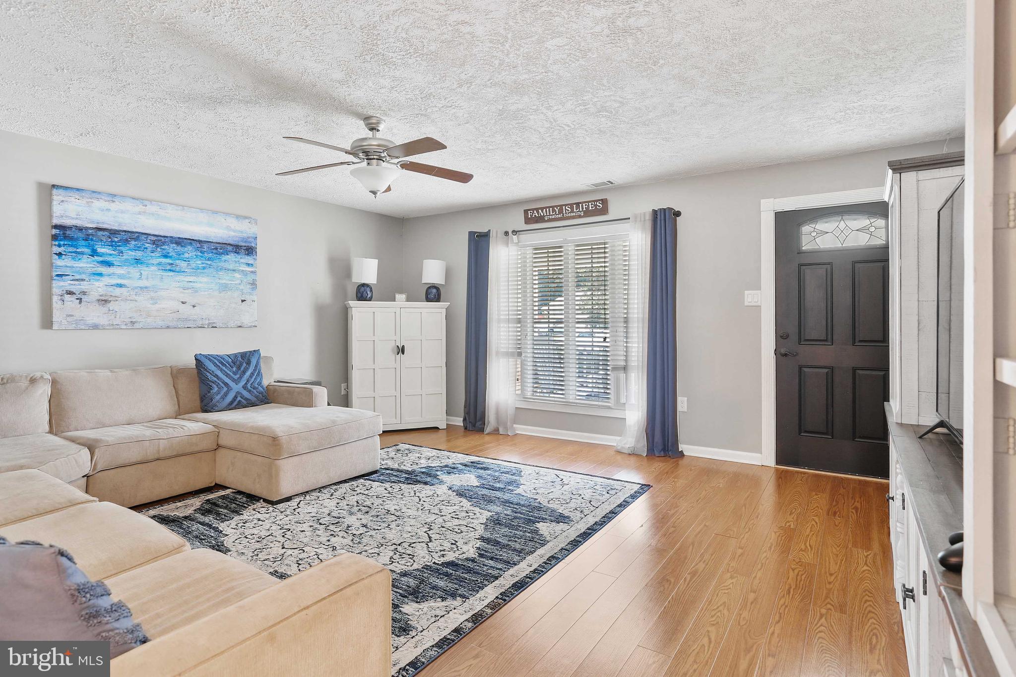 THE PROVINCES - Residential Lease