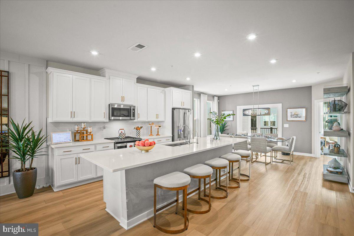 ASHBURN STATION - Residential