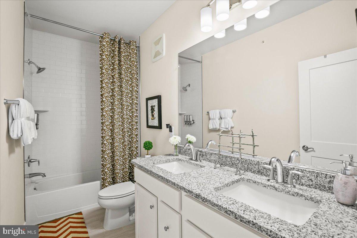 ASHBURN STATION - Residential