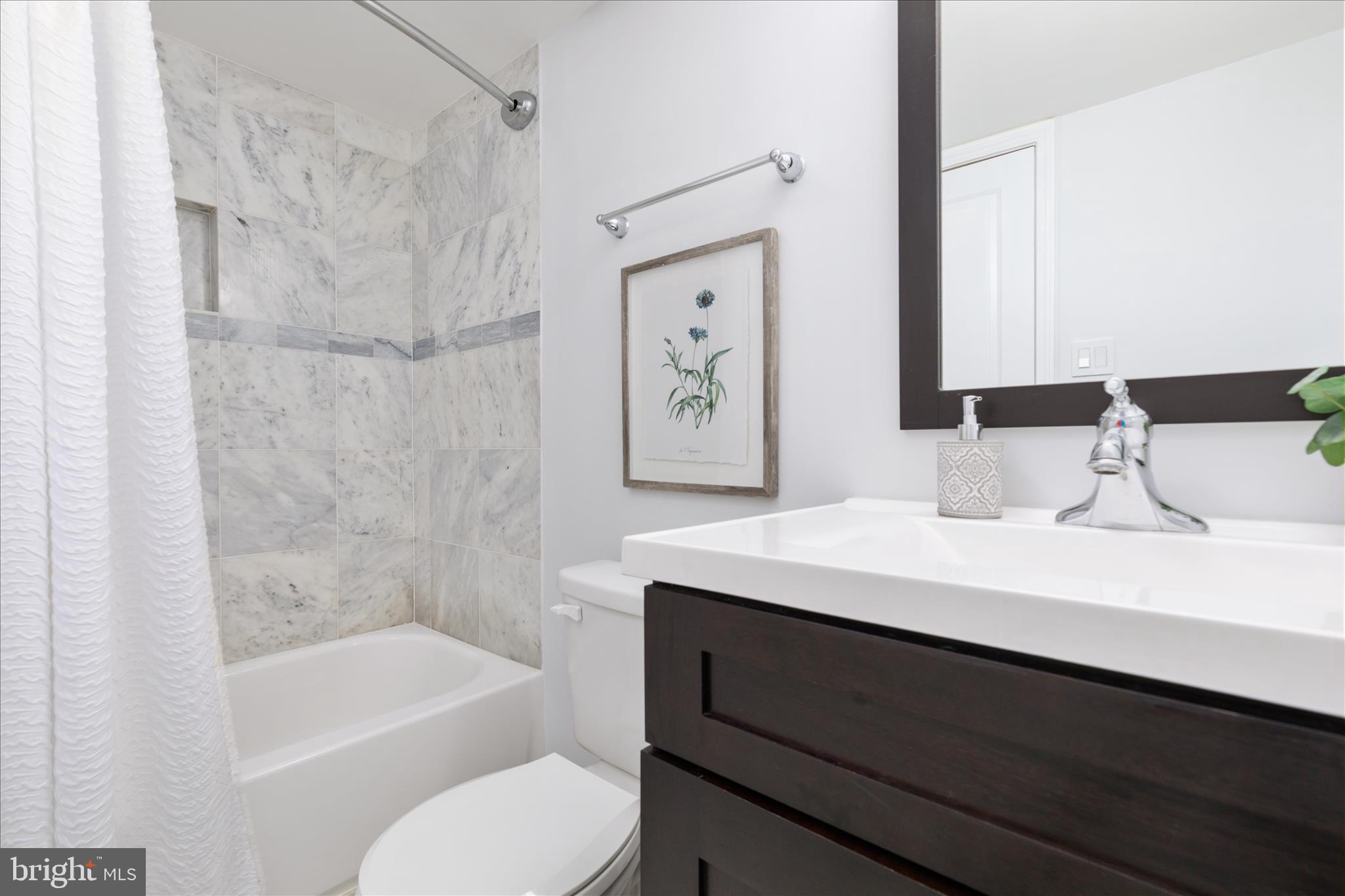 EASTVIEW AT BALLSTON METRO - Residential