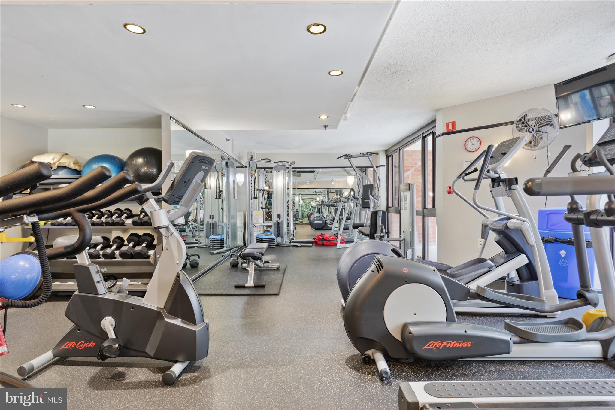 EASTVIEW AT BALLSTON METRO - Residential