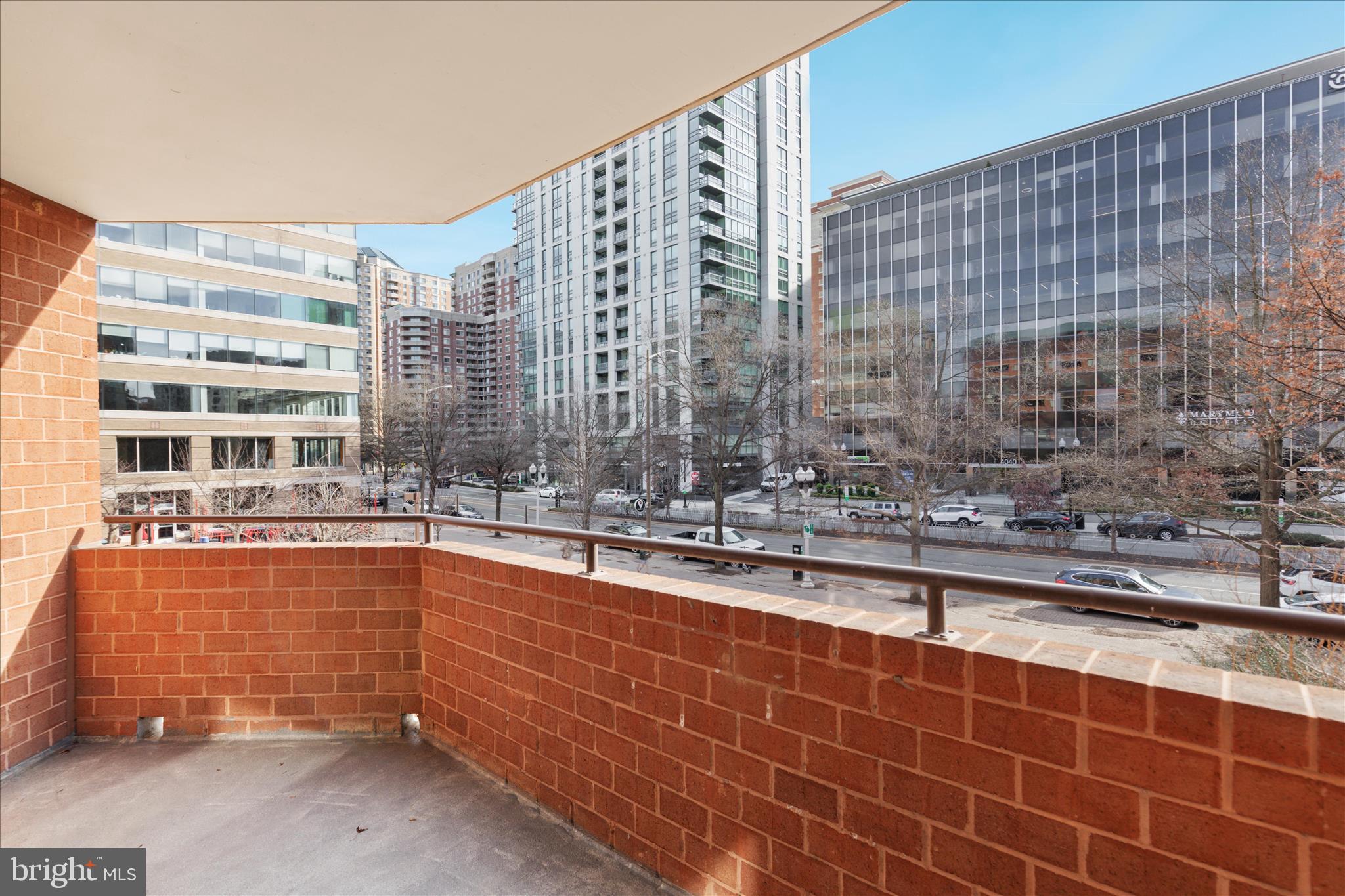 EASTVIEW AT BALLSTON METRO - Residential